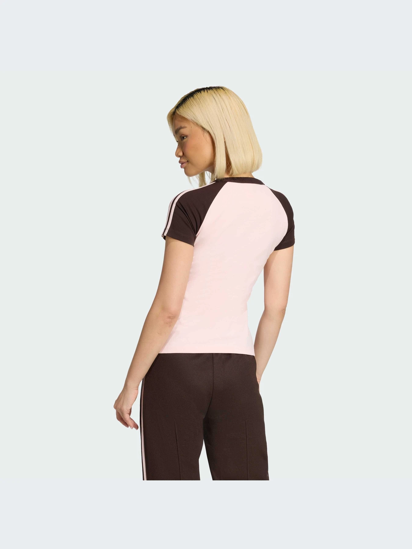 Футболки и поло Adidas Adicolor модель KD3800-KZ Футболки и поло Adidas Adicolor модель KD3800-KZ Фото