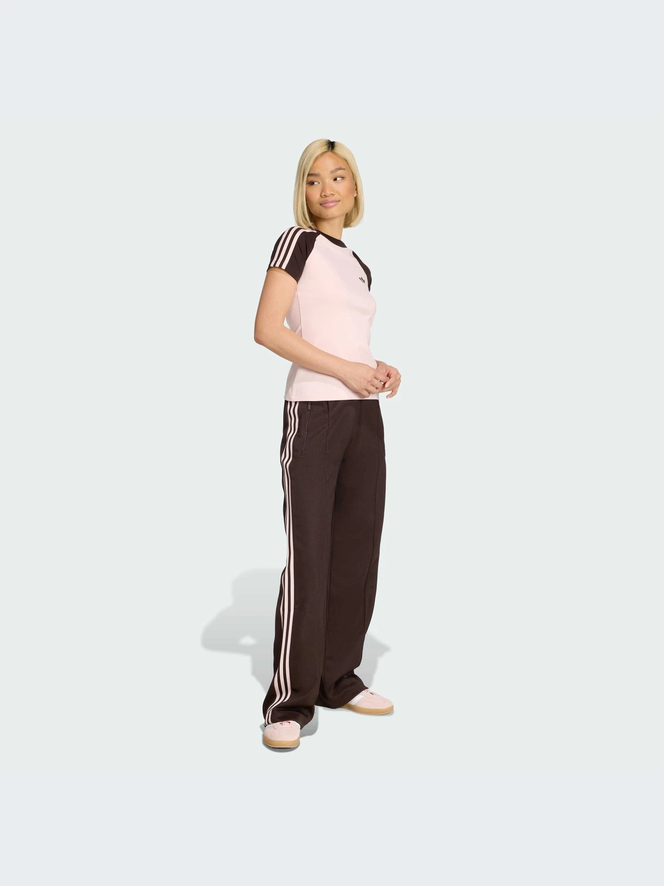 Футболки и поло Adidas Adicolor модель KD3800-KZ Футболки и поло Adidas Adicolor модель KD3800-KZ Фото