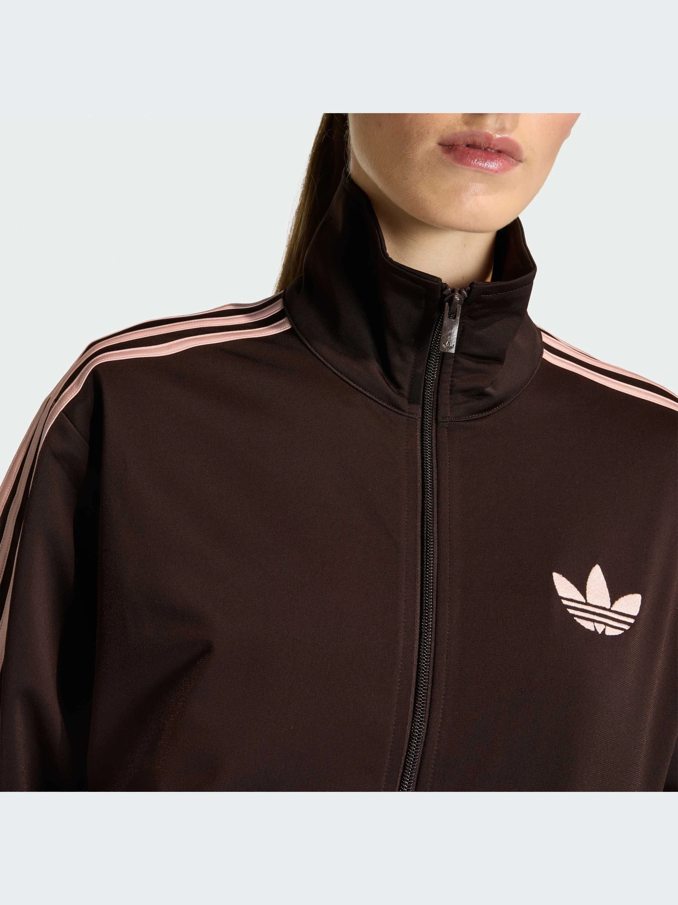 Худи и свитшоты Adidas Adicolor модель KD1331-KZ Худи и свитшоты Adidas Adicolor модель KD1331-KZ Фото