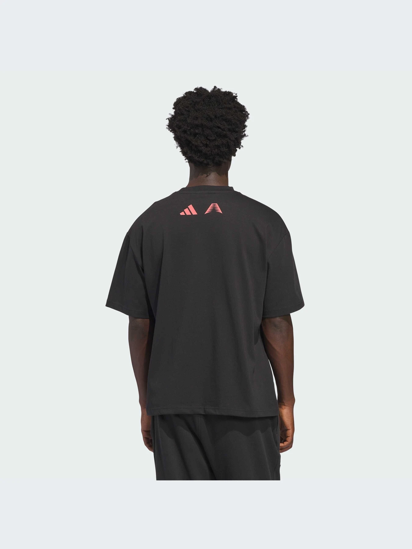 Футболки и поло Adidas модель JZ9447-KZ Футболки и поло Adidas модель JZ9447-KZ Фото