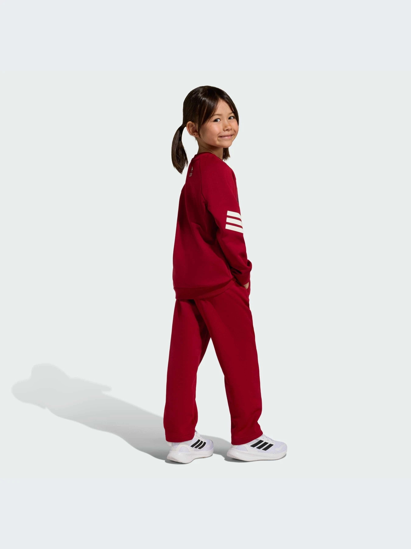 Костюмы Adidas модель JZ7666-KZ Костюмы Adidas модель JZ7666-KZ Фото