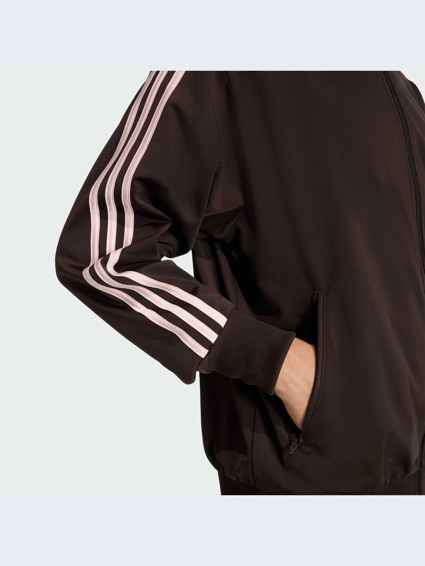 Худи и свитшоты Adidas модель KD8309-KZ Худи и свитшоты Adidas модель KD8309-KZ Фото