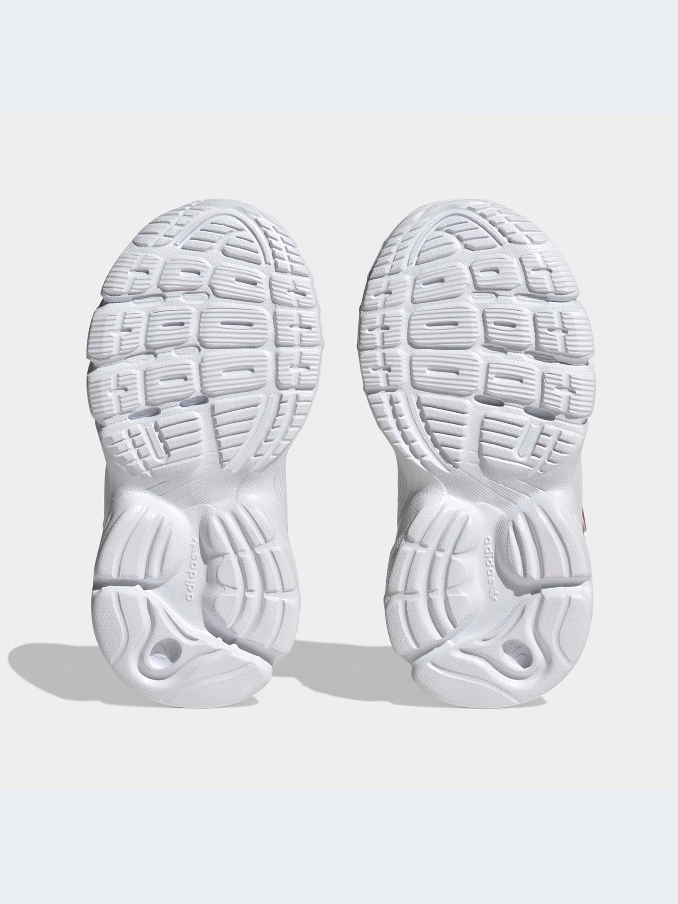 Кроссовки Adidas Astir модель HQ1552-KZ Кроссовки Adidas Astir модель HQ1552-KZ Фото