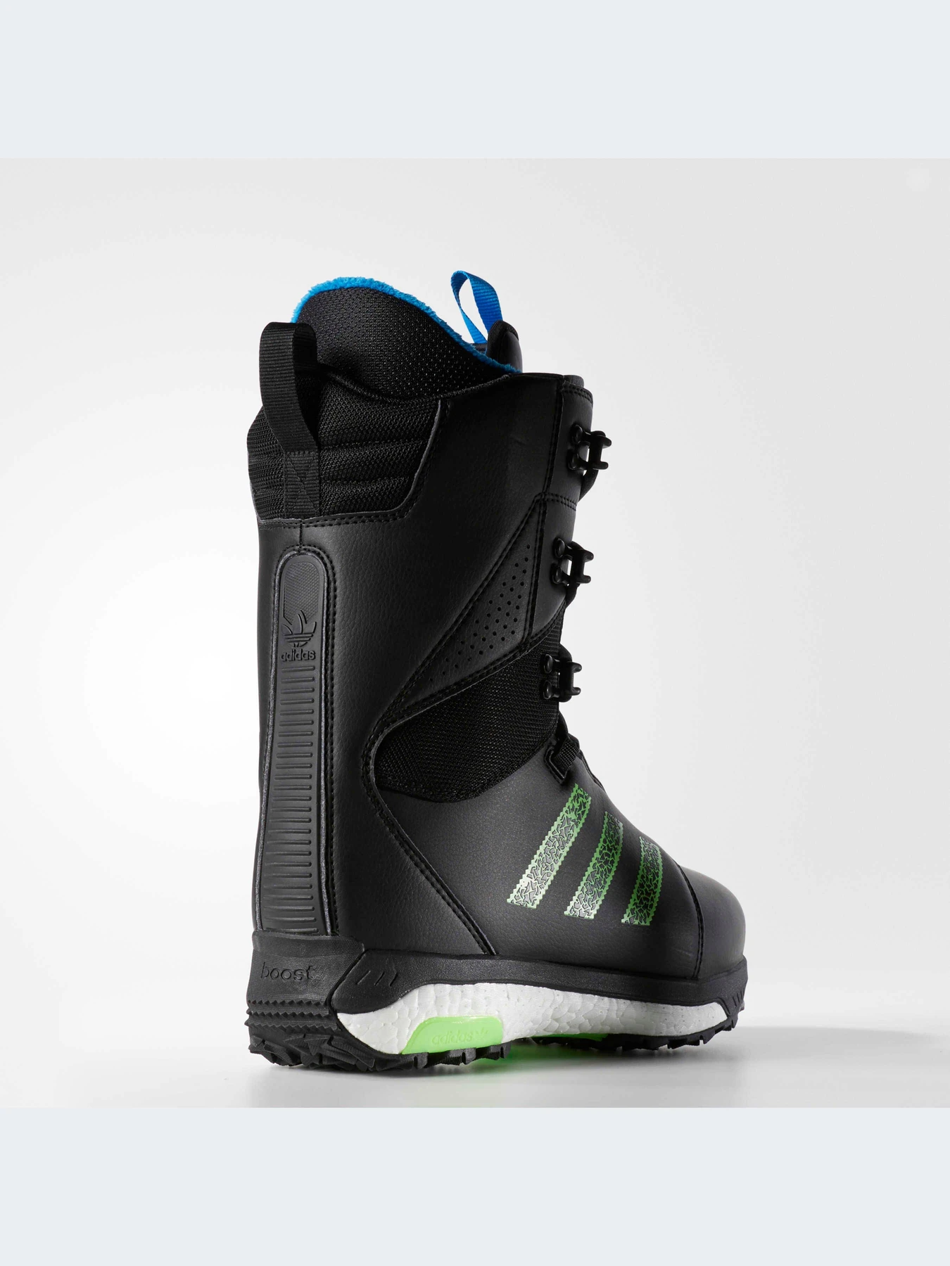Ботинки и сапоги Adidas модель B27529-KZ Ботинки и сапоги Adidas модель B27529-KZ Фото