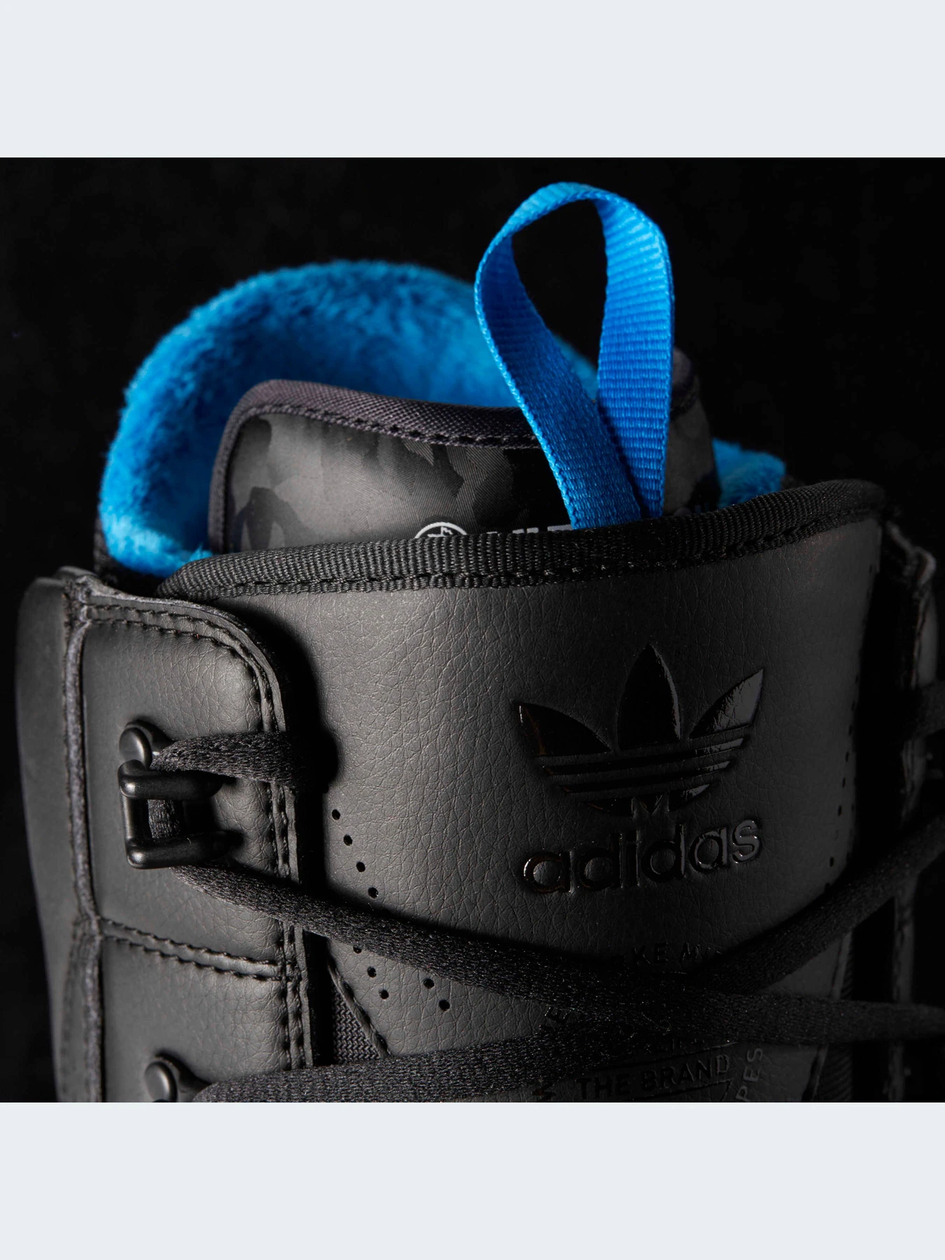 Ботинки и сапоги Adidas модель B27529-KZ Ботинки и сапоги Adidas модель B27529-KZ Фото