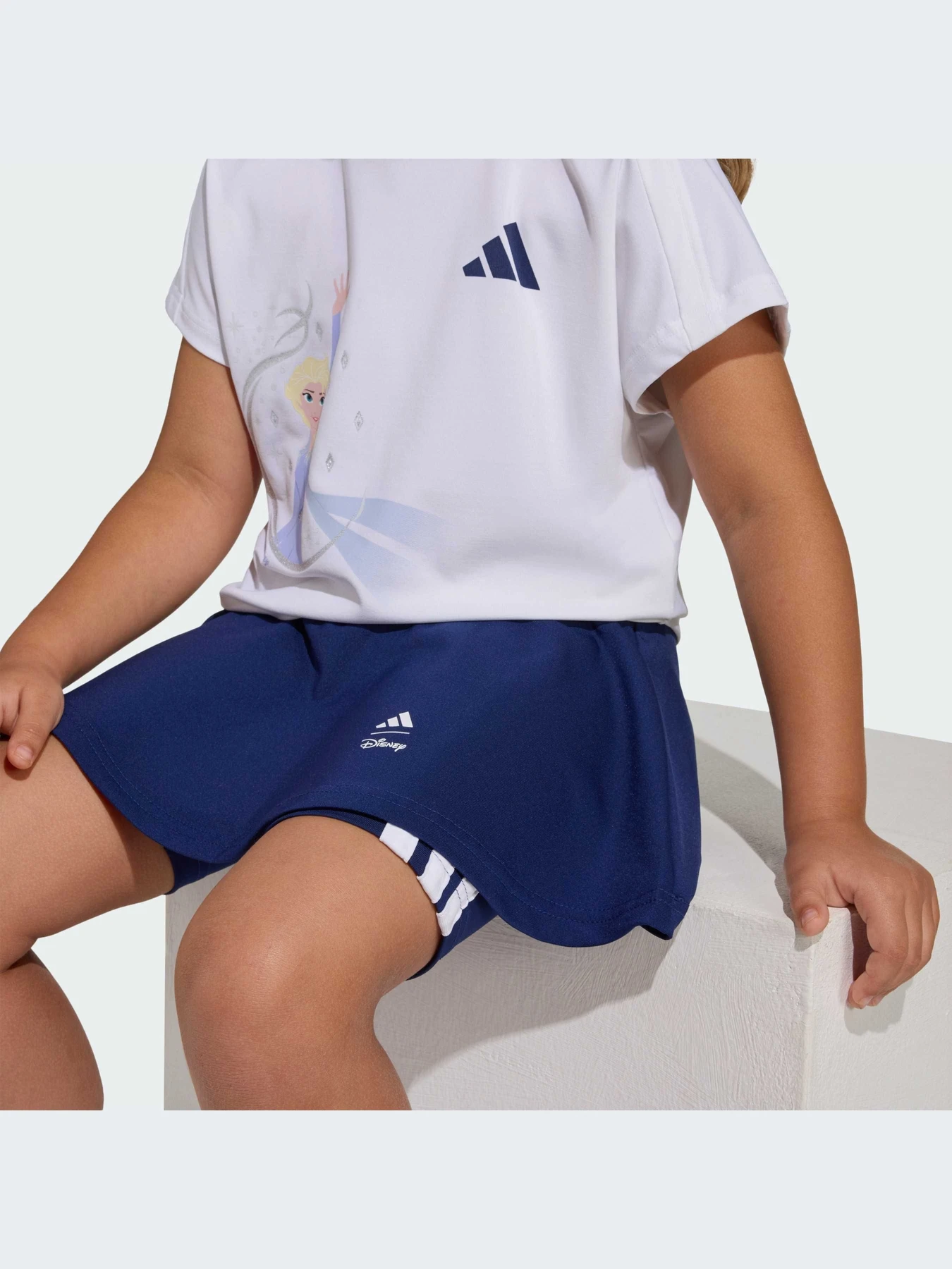 Костюмы Adidas Disney модель JZ3543-KZ Костюмы Adidas Disney модель JZ3543-KZ Фото