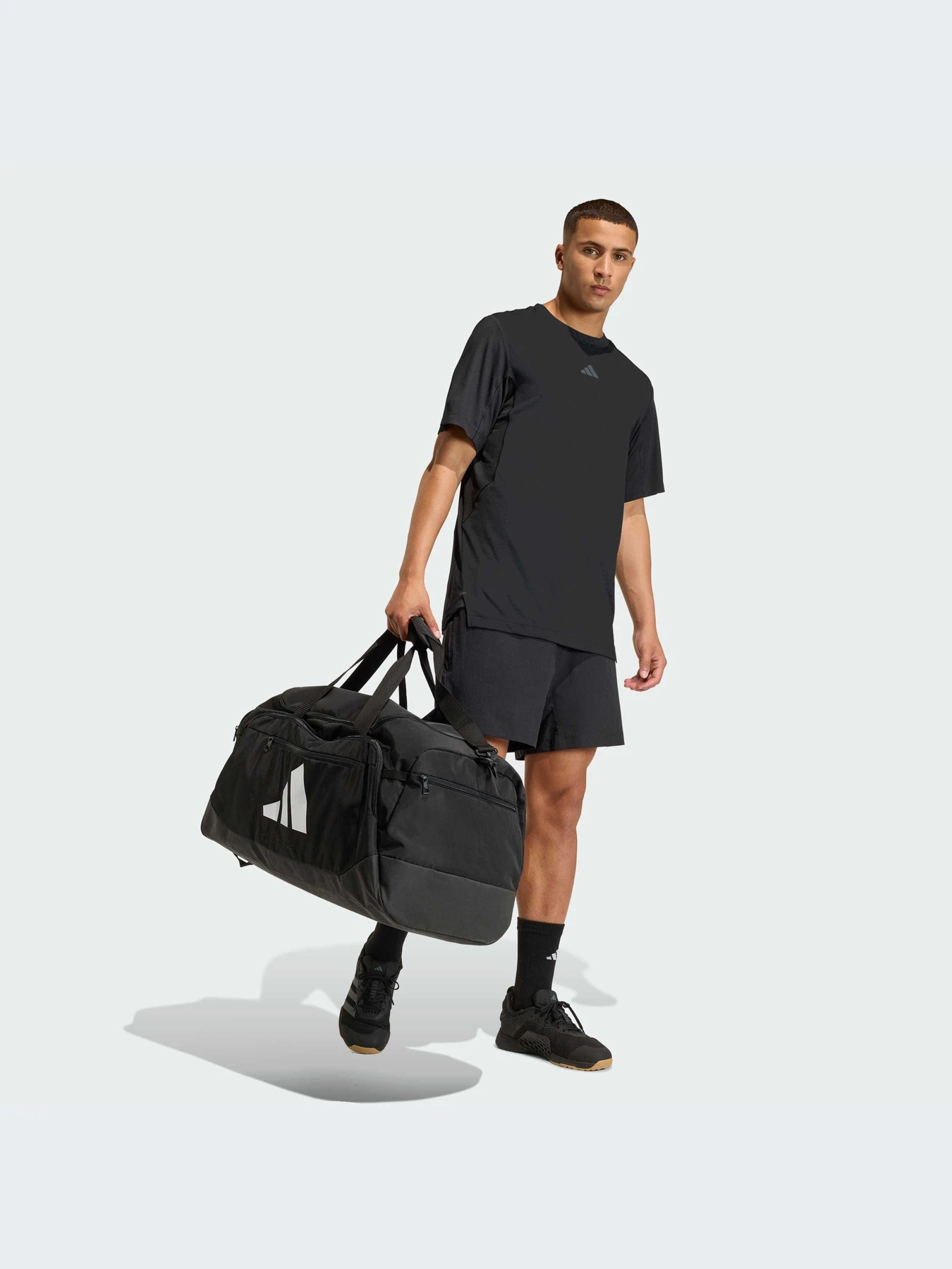 Футболки и поло Adidas модель KE9937-KZ Футболки и поло Adidas модель KE9937-KZ Фото