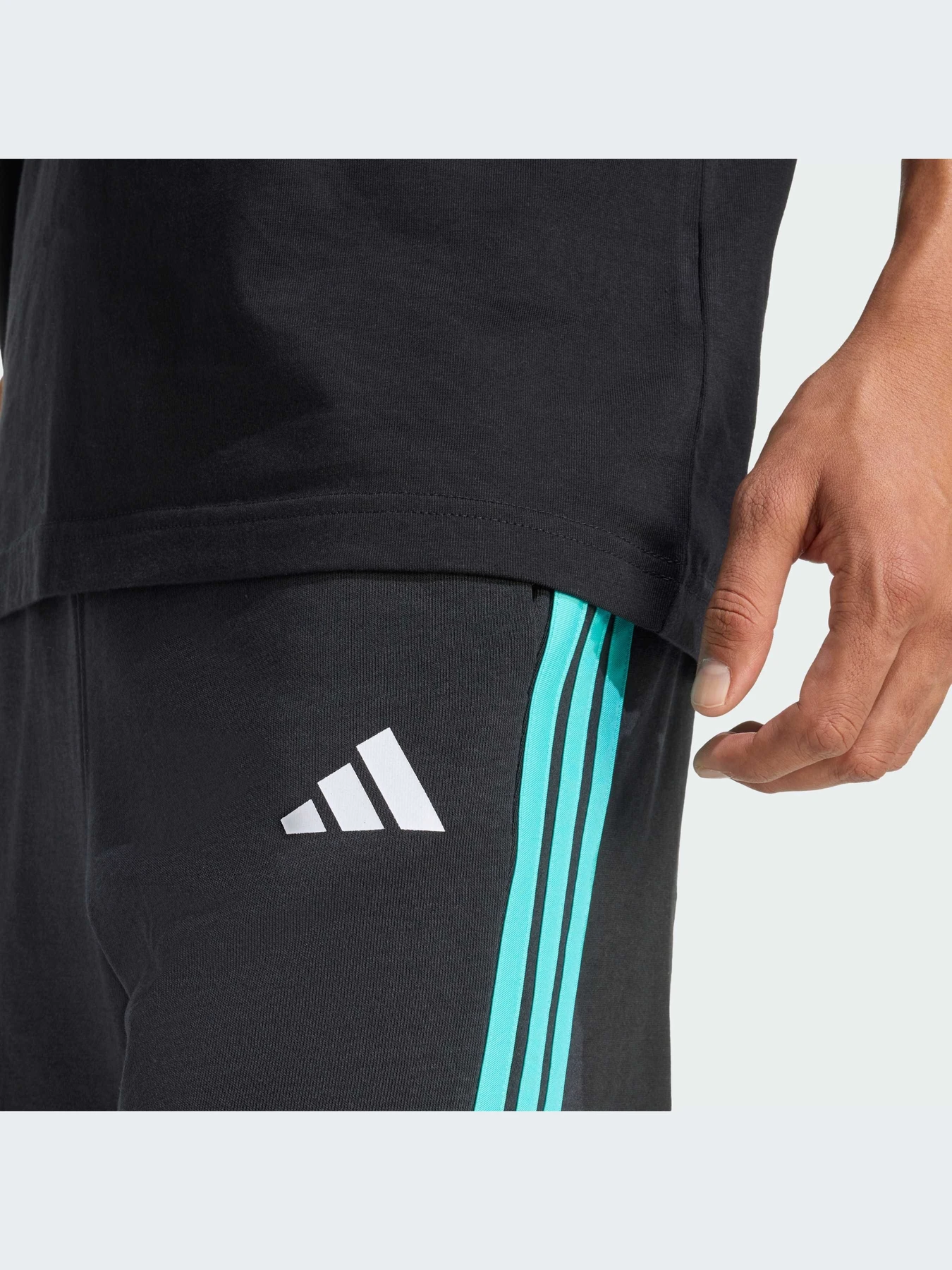 Шорты Adidas модель KE5912-KZ Шорты Adidas модель KE5912-KZ Фото