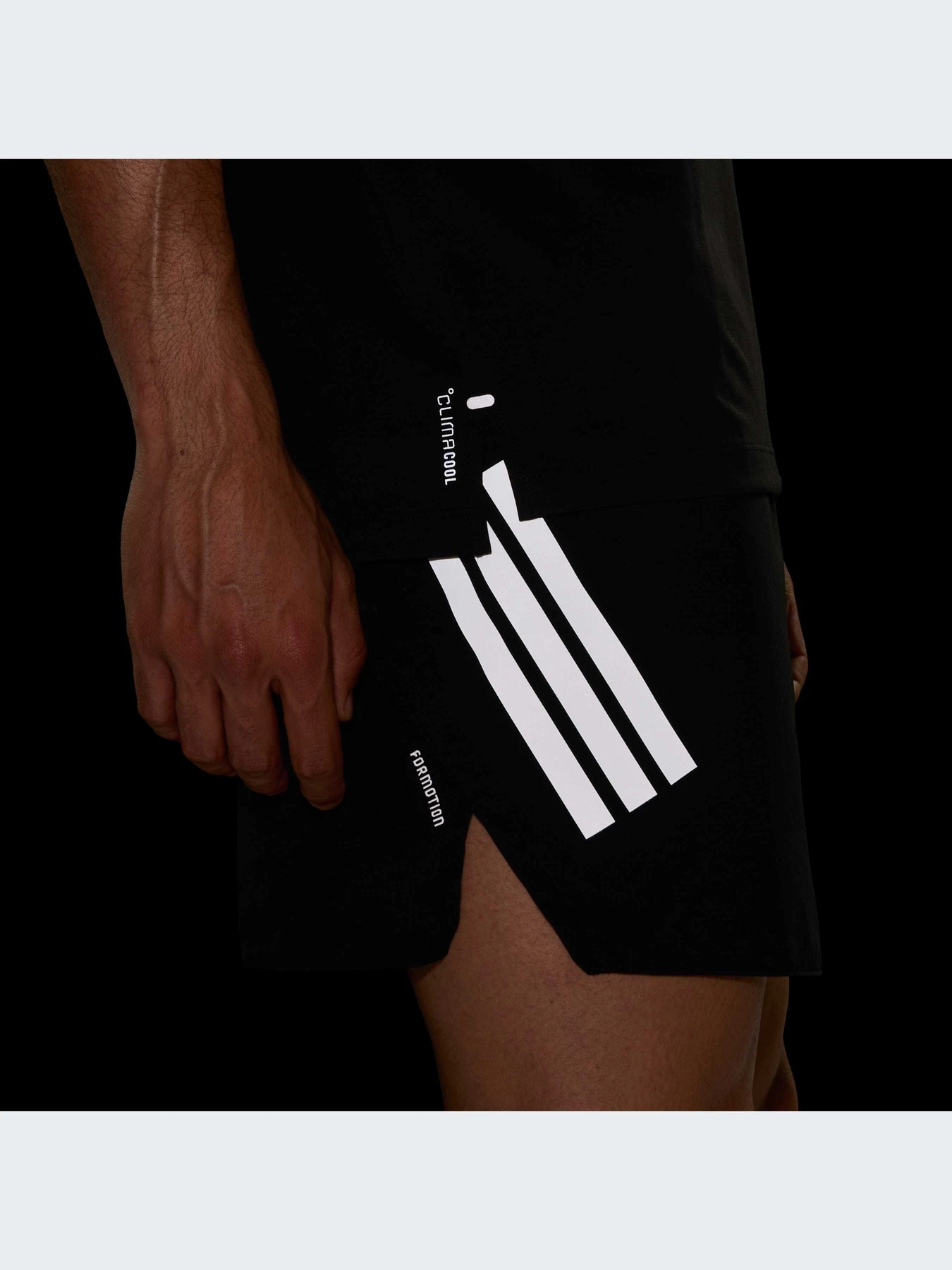 Шорты Adidas модель JZ7709-KZ Шорты Adidas модель JZ7709-KZ Фото