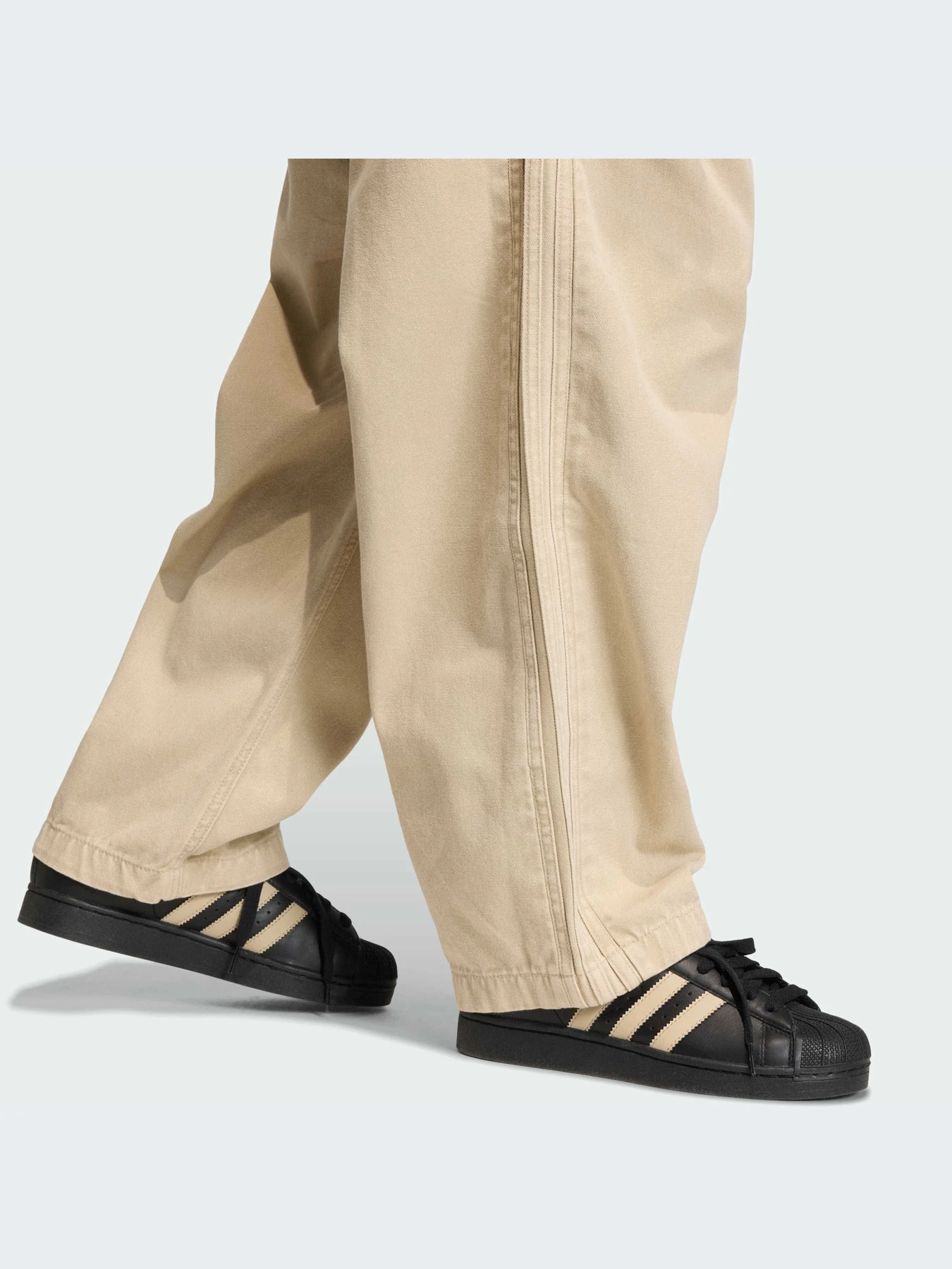 Брюки Adidas модель KC8892-KZ Брюки Adidas модель KC8892-KZ Фото