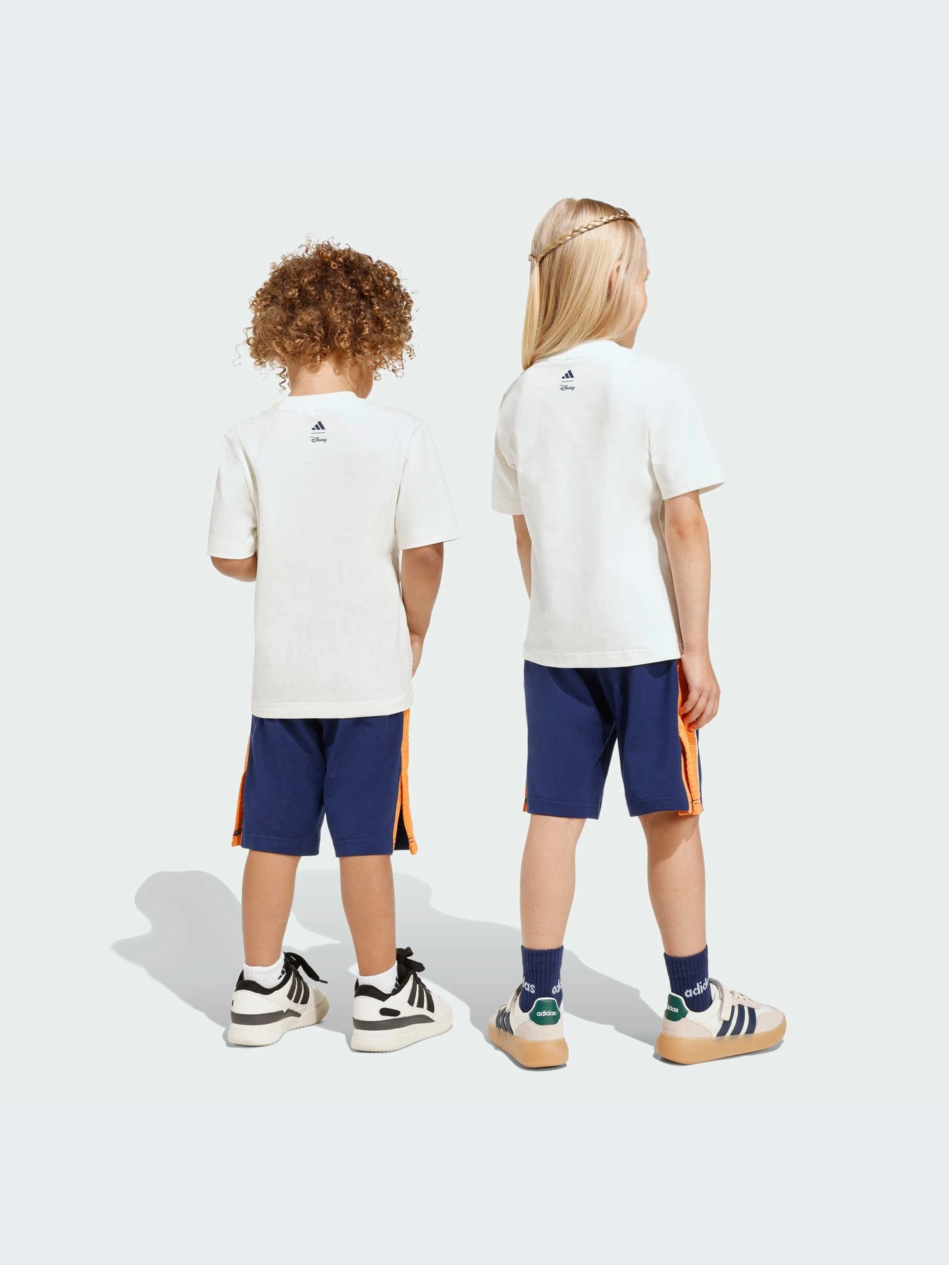 Костюмы Adidas модель JZ3559-KZ Костюмы Adidas модель JZ3559-KZ Фото