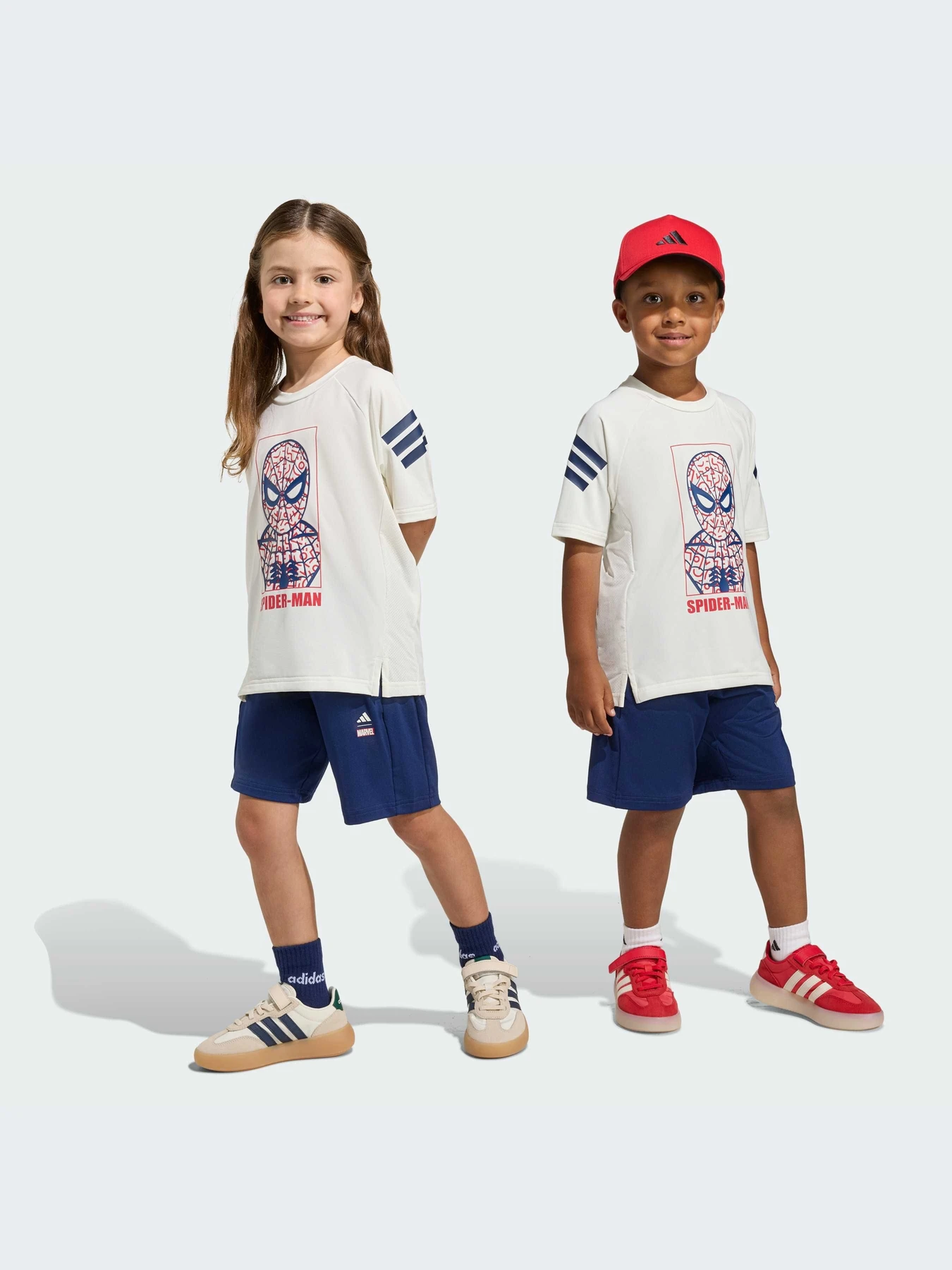 Костюмы Adidas модель JZ3544-KZ Костюмы Adidas модель JZ3544-KZ Фото