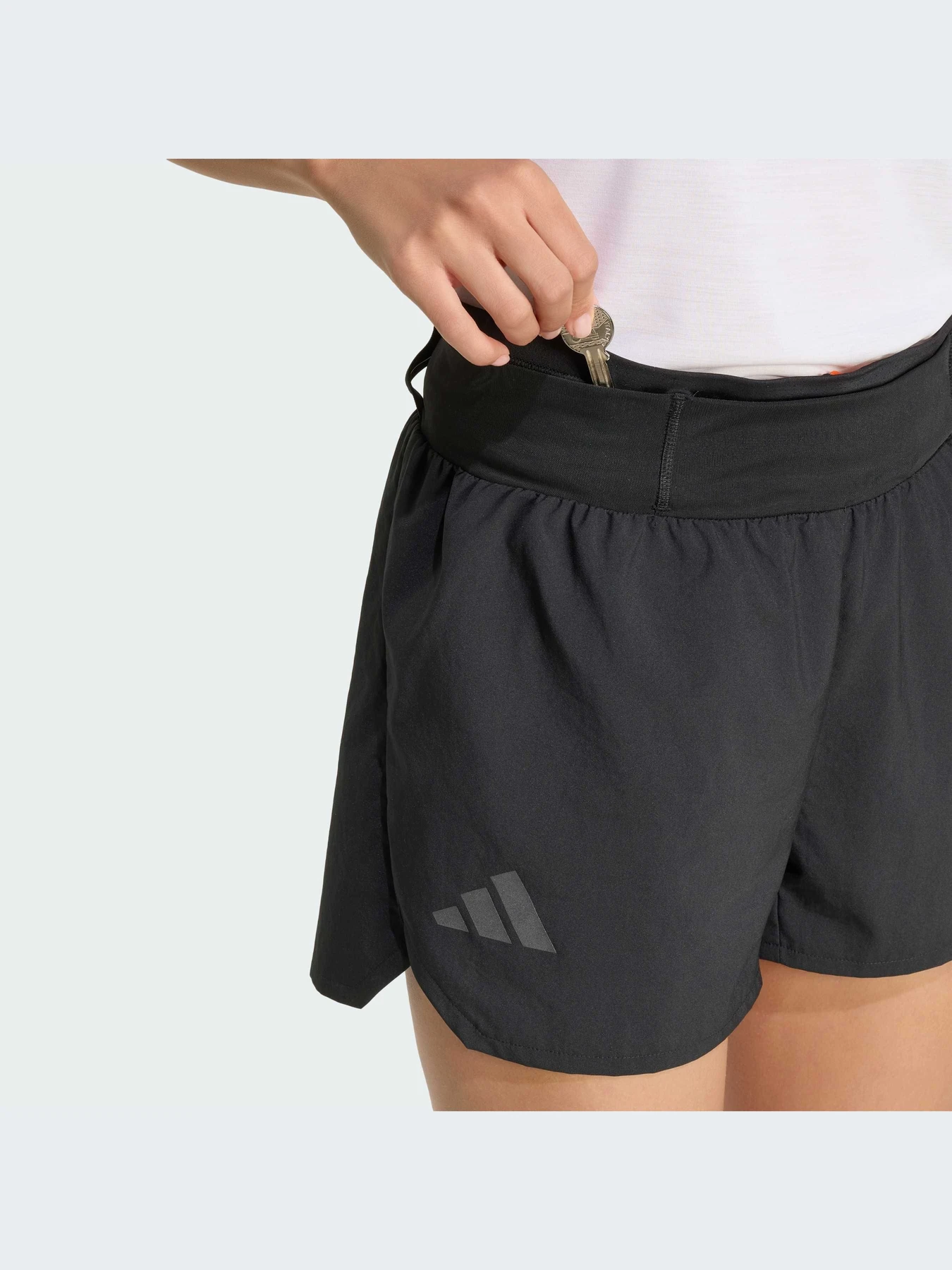 Шорты Adidas модель KE5018-KZ Шорты Adidas модель KE5018-KZ Фото