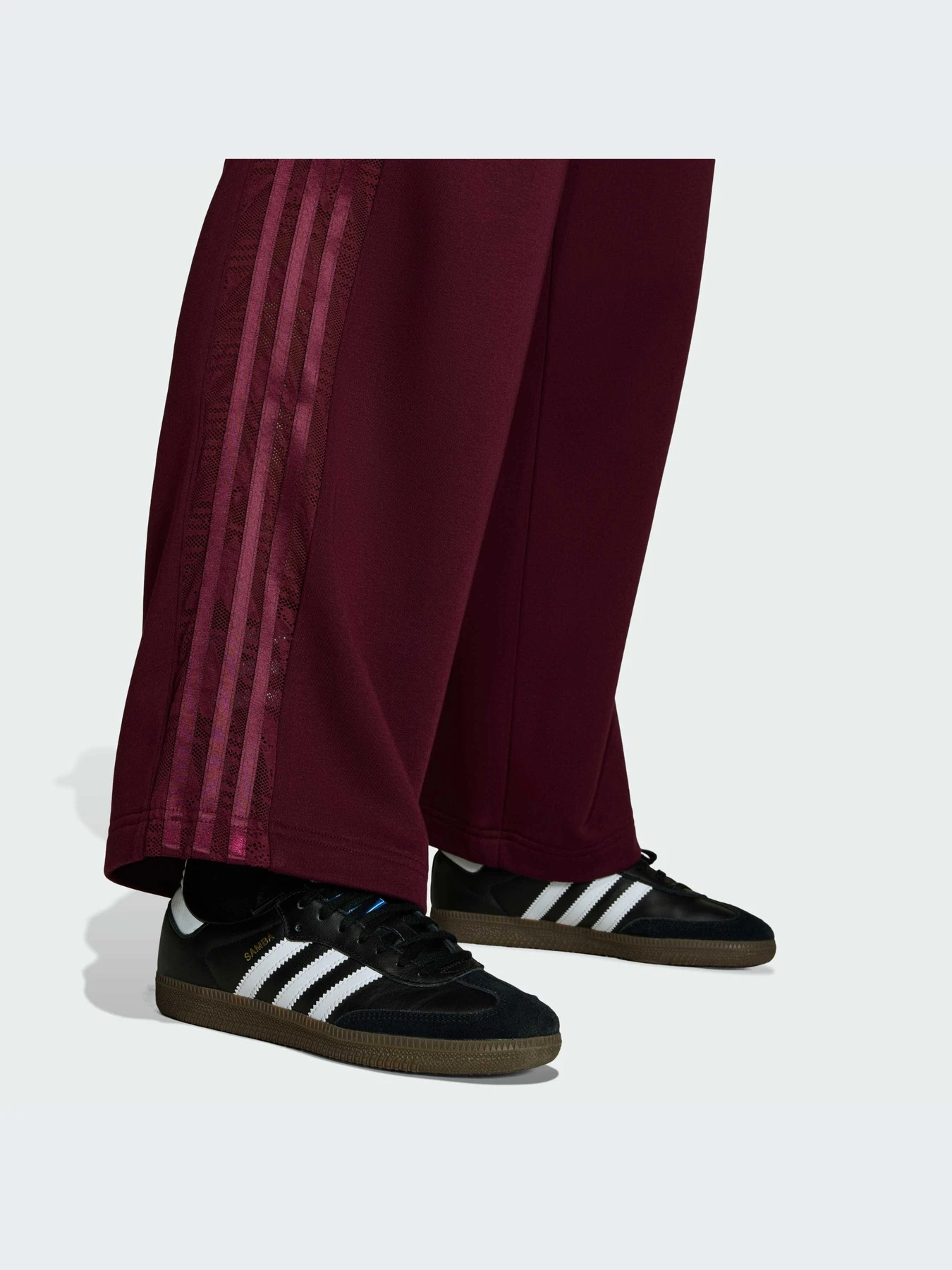 Брюки Adidas модель KC6768-KZ Брюки Adidas модель KC6768-KZ Фото