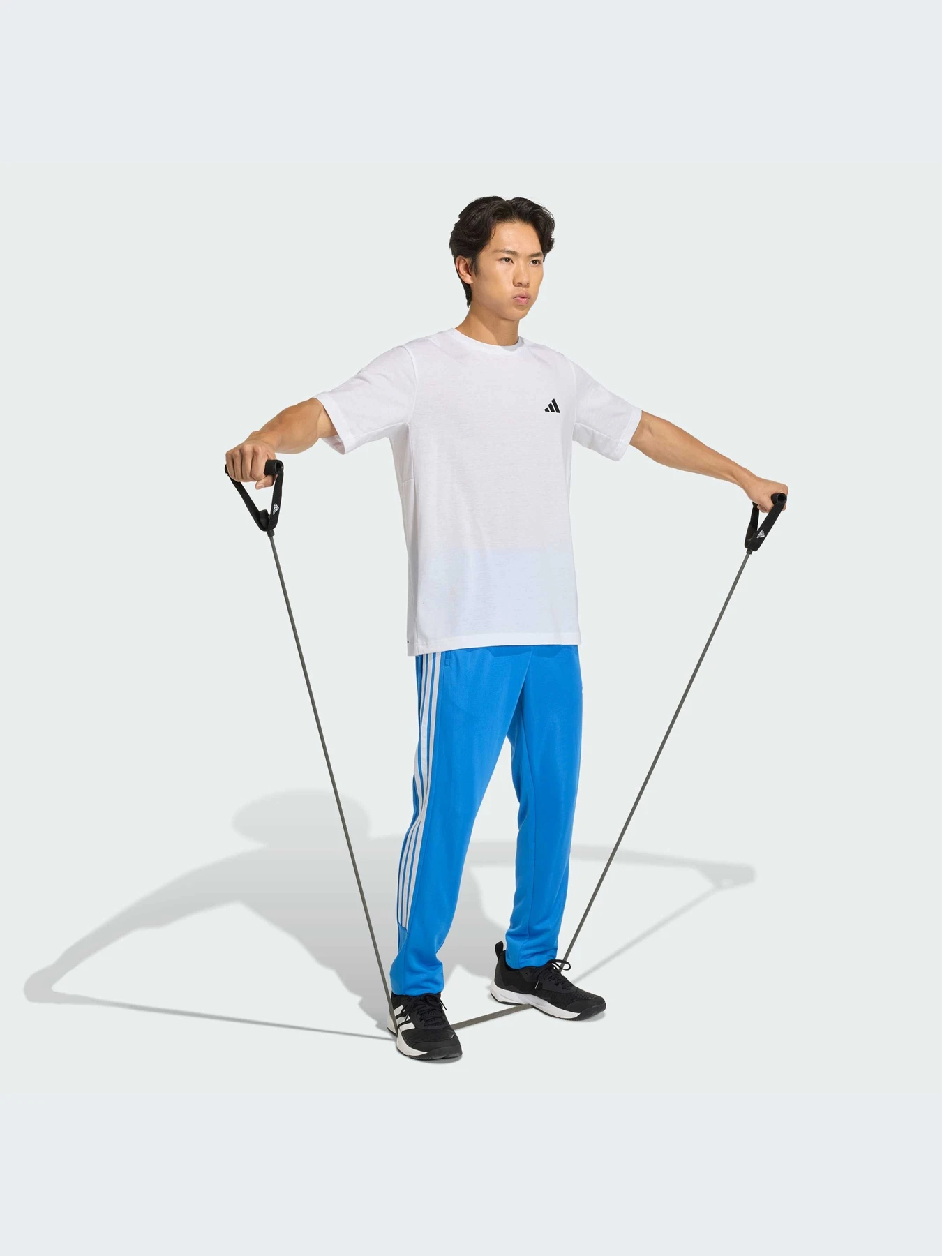 Футболки и поло Adidas Adidas Essentials модель KD5477-KZ Футболки и поло Adidas Adidas Essentials модель KD5477-KZ Фото