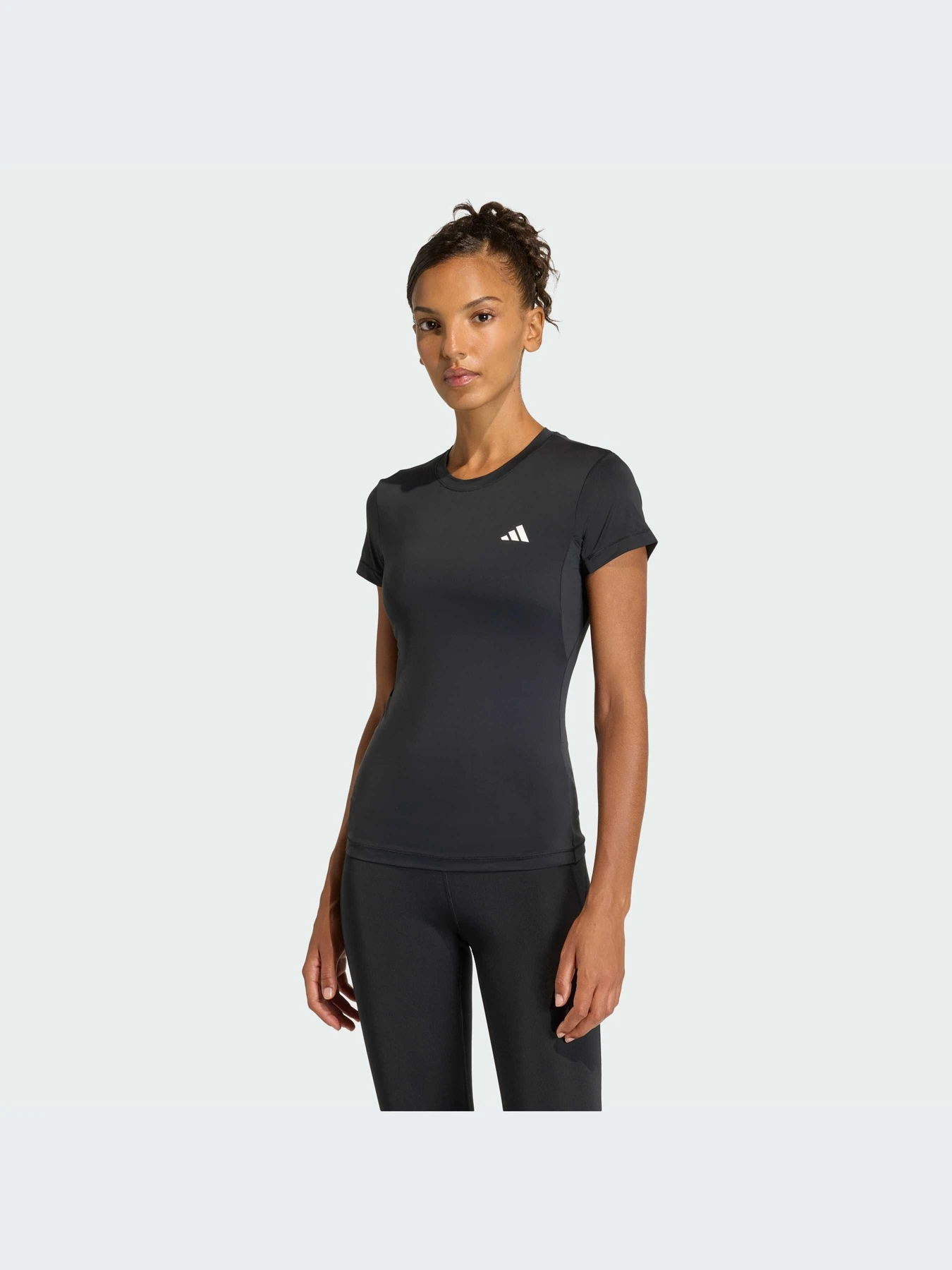 Футболки и поло Adidas Adidas Essentials модель KD0108-KZ Футболки и поло Adidas Adidas Essentials модель KD0108-KZ Фото