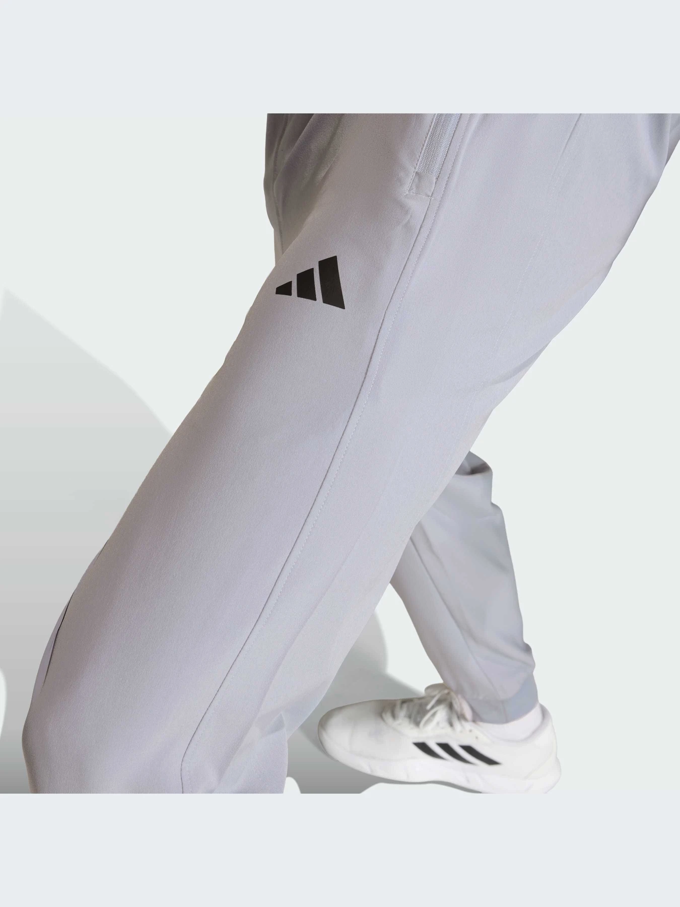 Брюки Adidas Adidas Essentials модель KD2841-KZ Брюки Adidas Adidas Essentials модель KD2841-KZ Фото