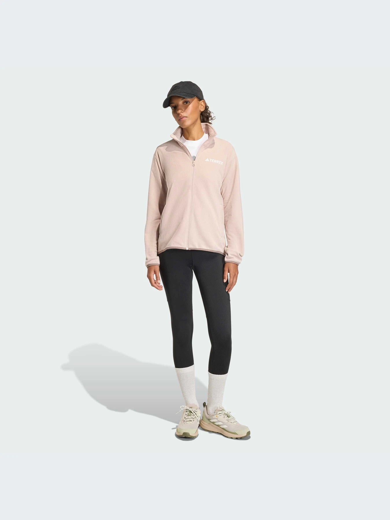 Худи и свитшоты Adidas Adidas Essentials модель KB2195-KZ Худи и свитшоты Adidas Adidas Essentials модель KB2195-KZ Фото