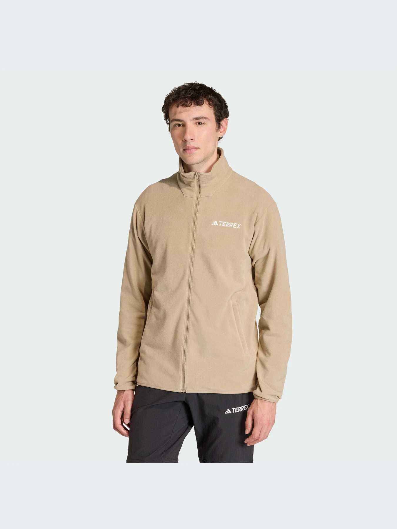 Худи и свитшоты Adidas Adidas Essentials модель JZ3290-KZ Худи и свитшоты Adidas Adidas Essentials модель JZ3290-KZ Фото