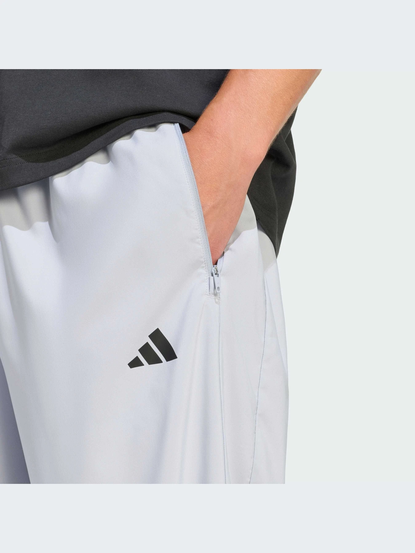 Брюки Adidas Adidas Essentials модель KF1061-KZ Брюки Adidas Adidas Essentials модель KF1061-KZ Фото