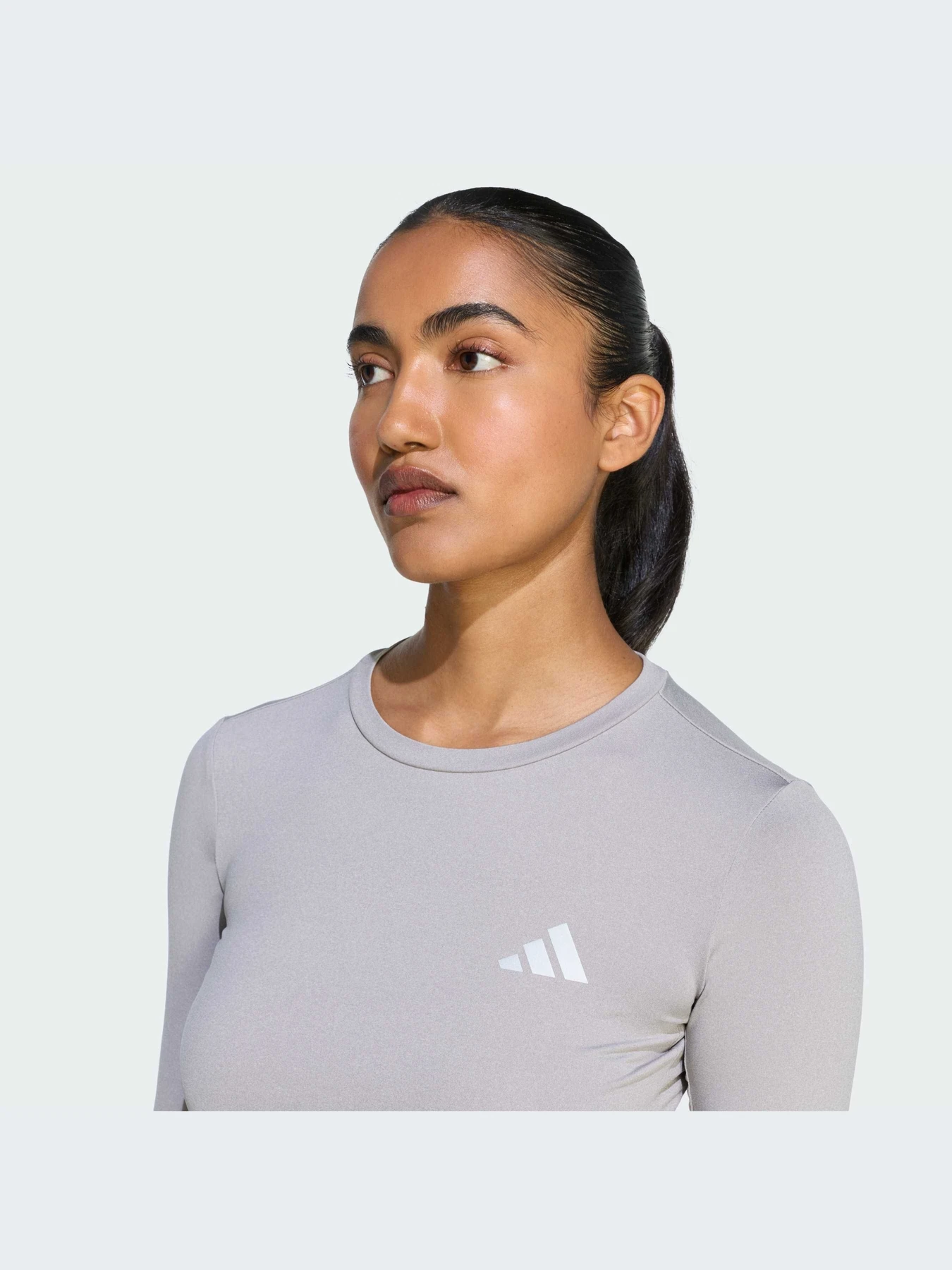 Худи и свитшоты Adidas Adidas Essentials модель KE8418-KZ Худи и свитшоты Adidas Adidas Essentials модель KE8418-KZ Фото