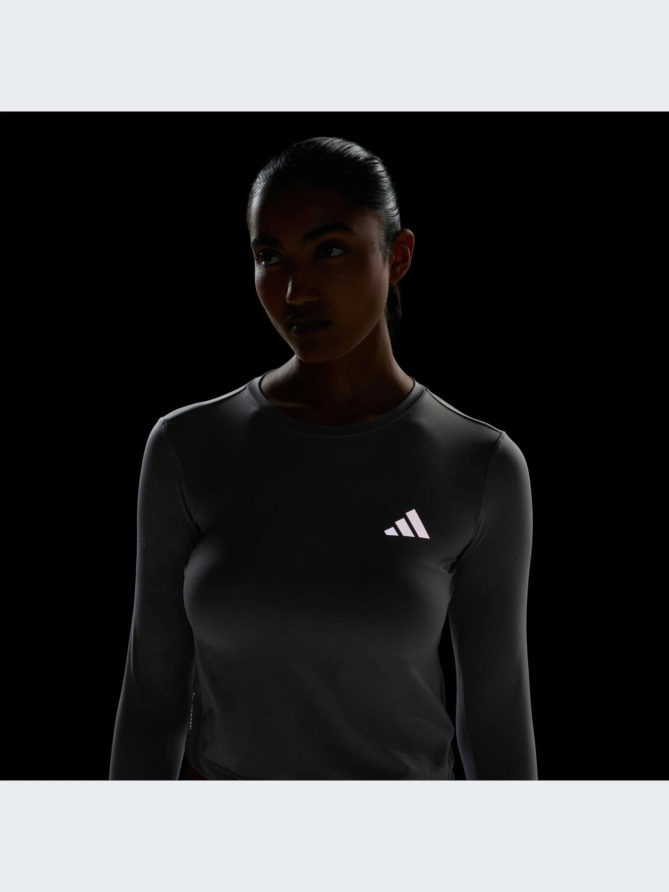 Худи и свитшоты Adidas Adidas Essentials модель KE8418-KZ Худи и свитшоты Adidas Adidas Essentials модель KE8418-KZ Фото