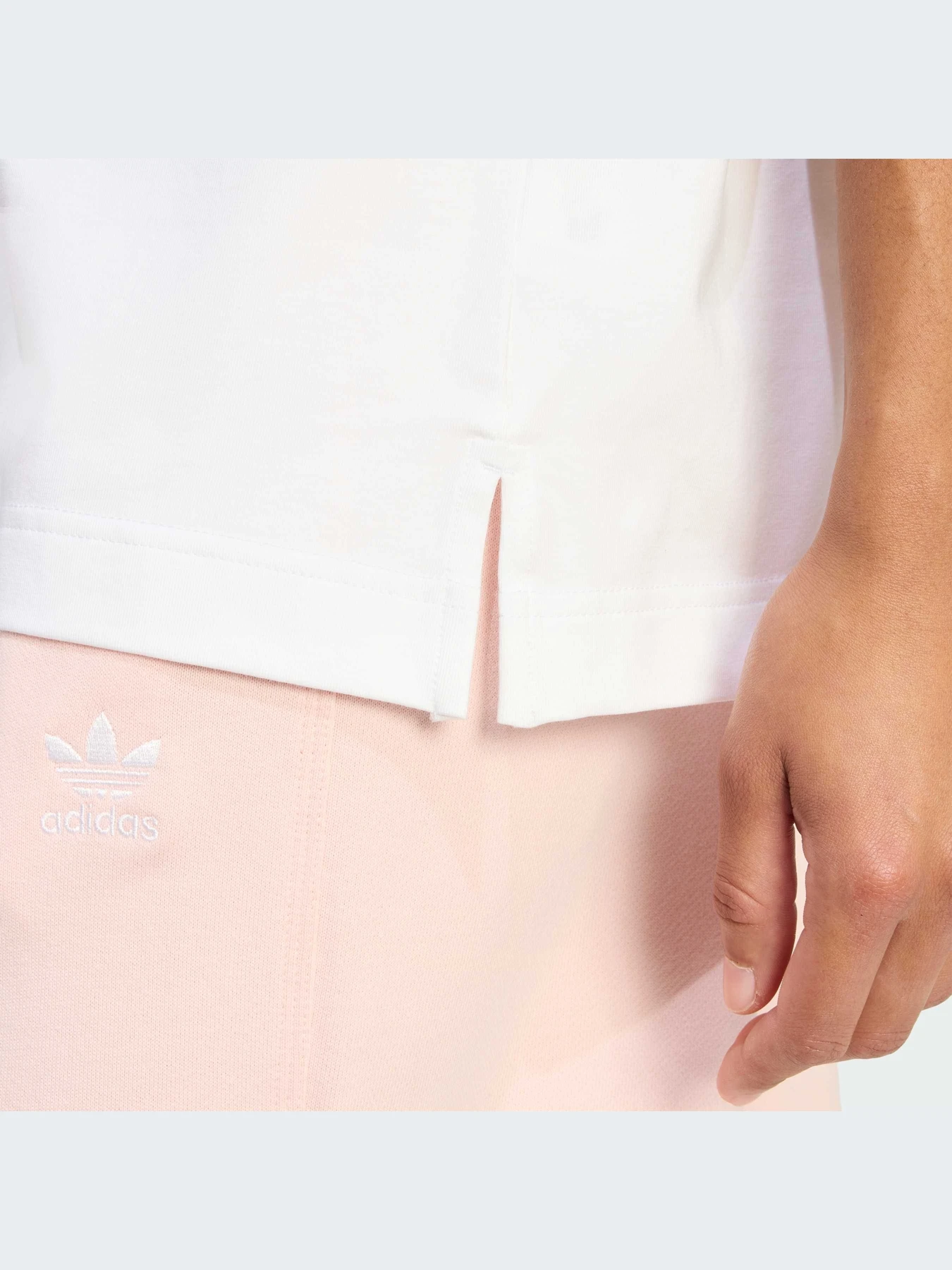 Футболки и поло Adidas Adidas Essentials модель KD1446-KZ Футболки и поло Adidas Adidas Essentials модель KD1446-KZ Фото