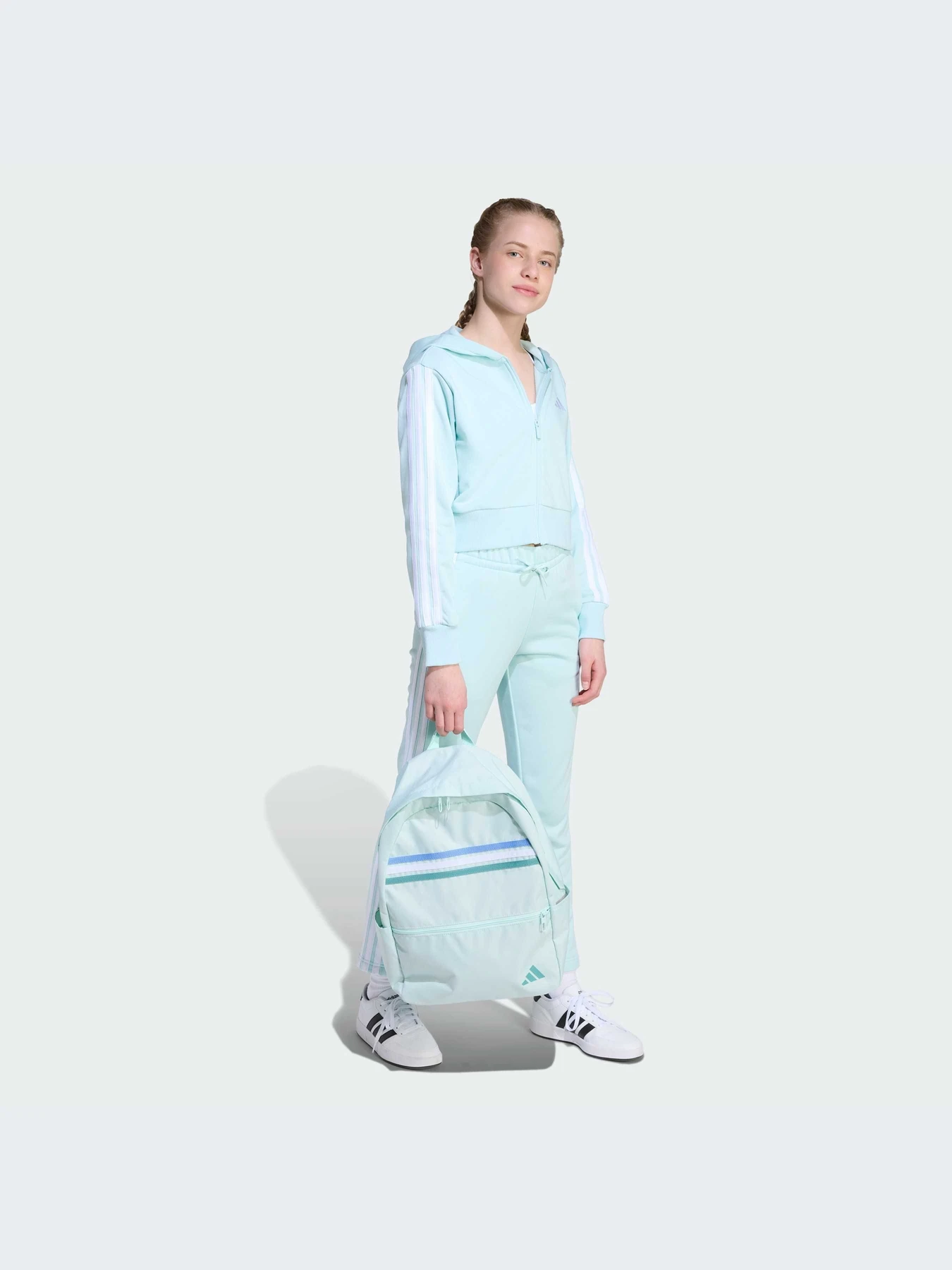 Худи и свитшоты Adidas Adidas Essentials модель JY4984-KZ Худи и свитшоты Adidas Adidas Essentials модель JY4984-KZ Фото