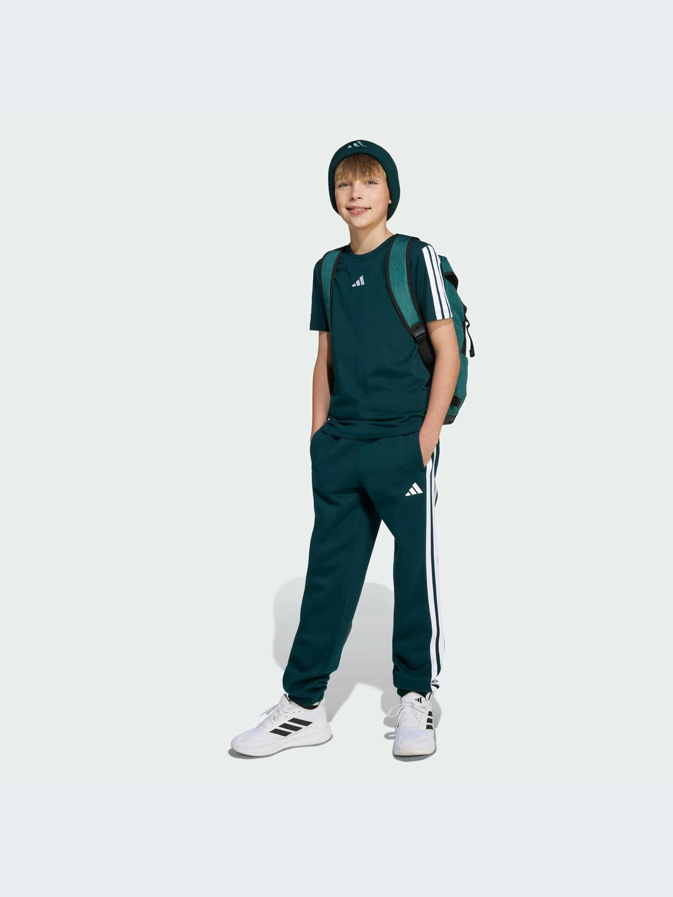 Футболки и поло Adidas Adidas Essentials модель JY4969-KZ Футболки и поло Adidas Adidas Essentials модель JY4969-KZ Фото