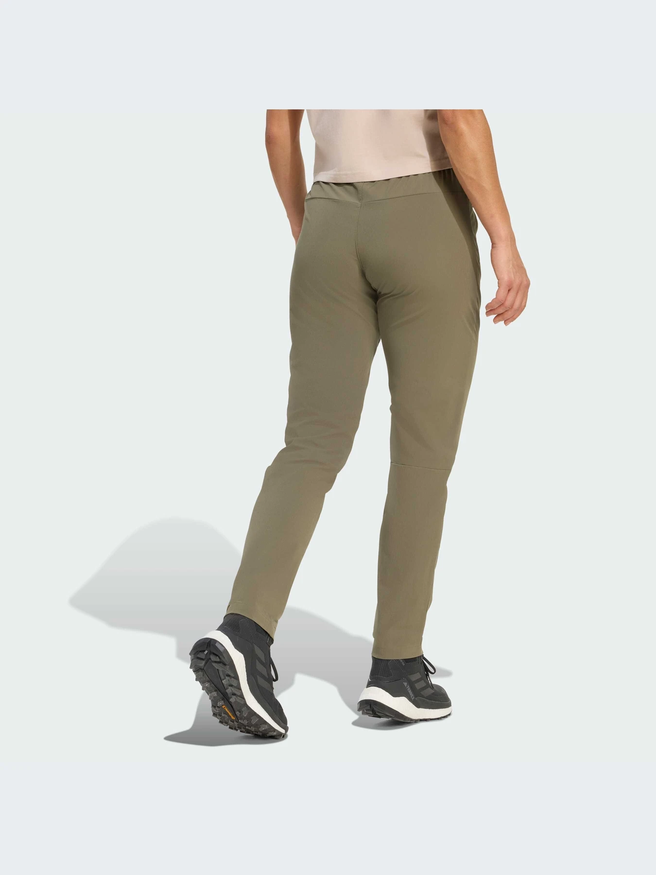 Брюки Adidas Adidas Essentials модель KA7351-KZ Брюки Adidas Adidas Essentials модель KA7351-KZ Фото