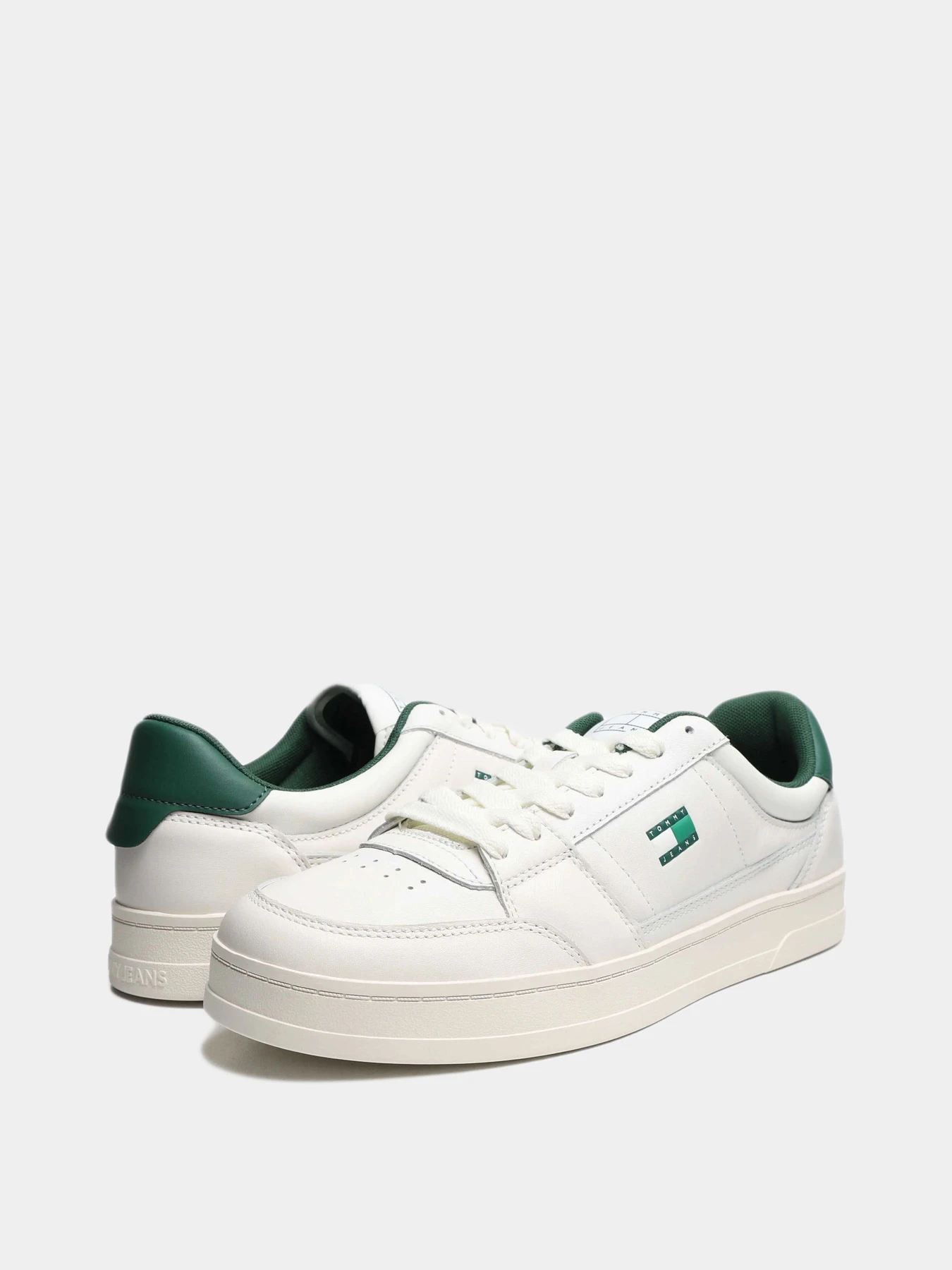 Кроссовки Tommy Hilfiger модель EM0EM01574-0K5 Кроссовки Tommy Hilfiger модель EM0EM01574-0K5 Фото