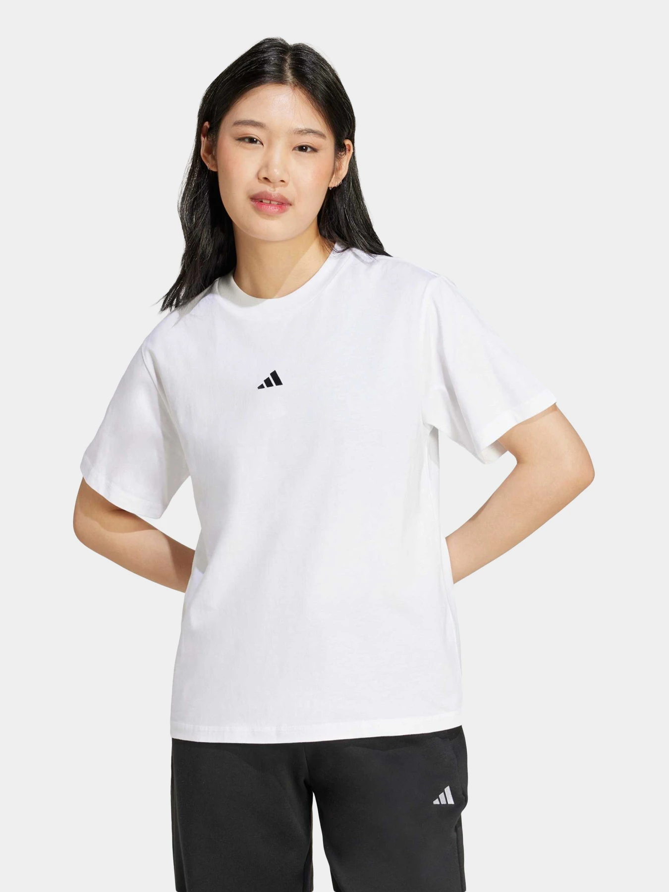 Футболки и поло Adidas модель JC5944 Футболки и поло Adidas модель JC5944 Фото