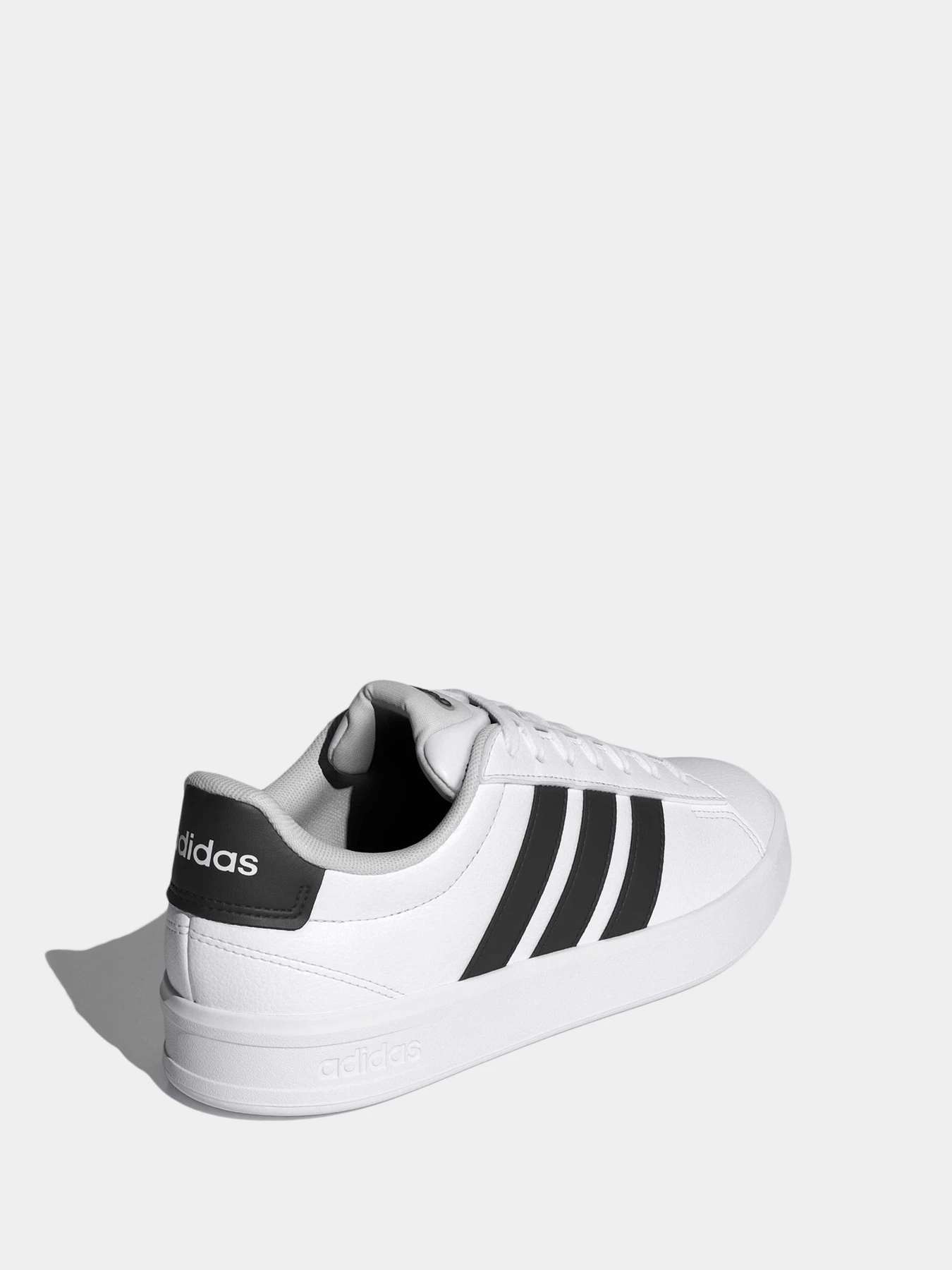 Кеды Adidas модель IH1487 Кеды Adidas модель IH1487 Фото