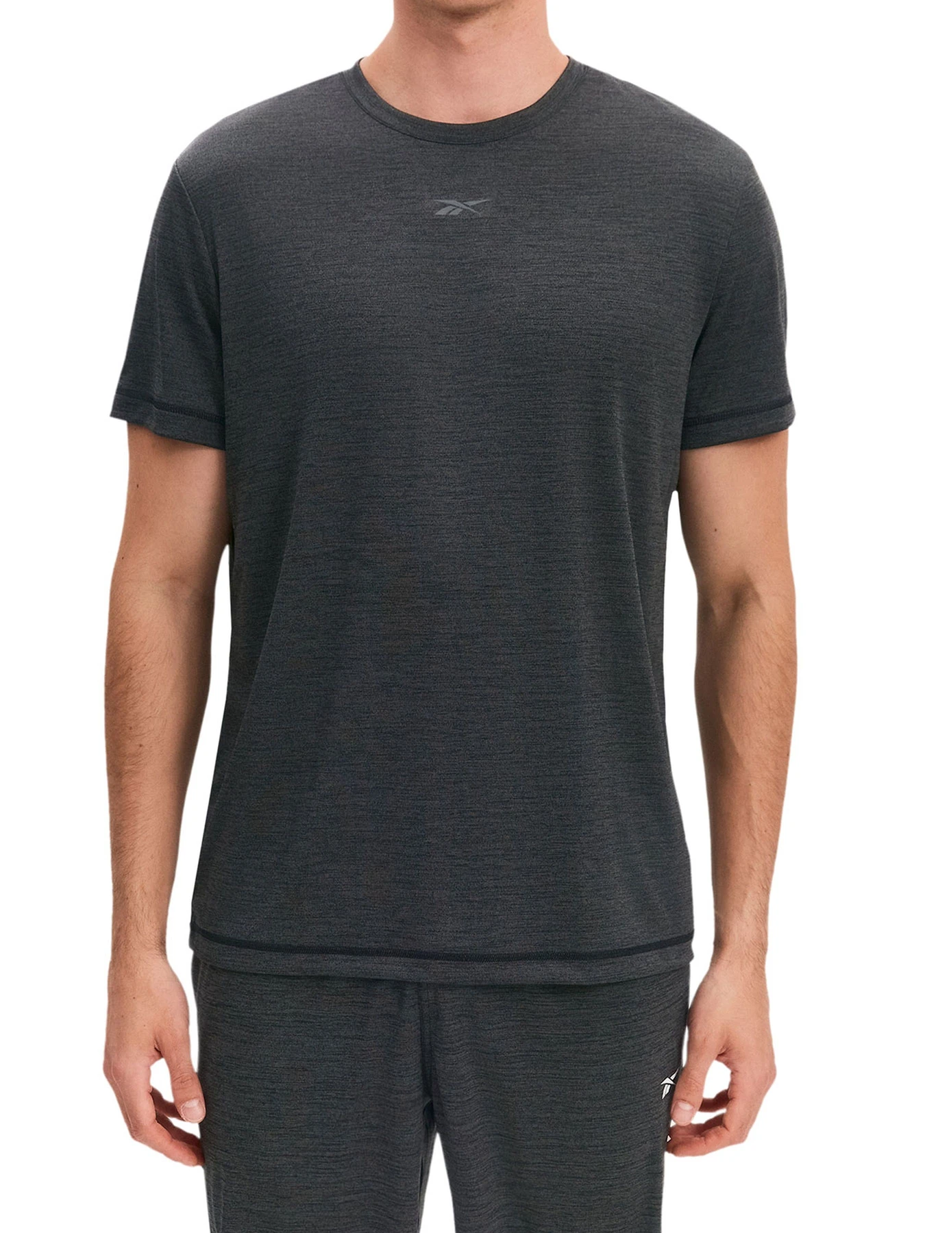 Футболки и поло Reebok ID TRAIN MELANGE TECH TEE модель 102248044 Футболки и поло Reebok ID TRAIN MELANGE TECH TEE модель 102248044 Фото