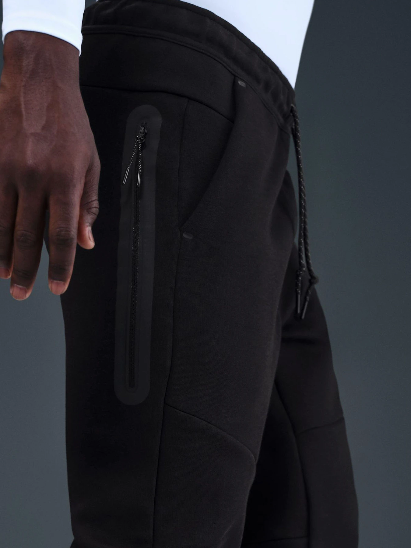 Брюки NIKE Nike Tech модель 102266765 Брюки NIKE Nike Tech модель 102266765 Фото