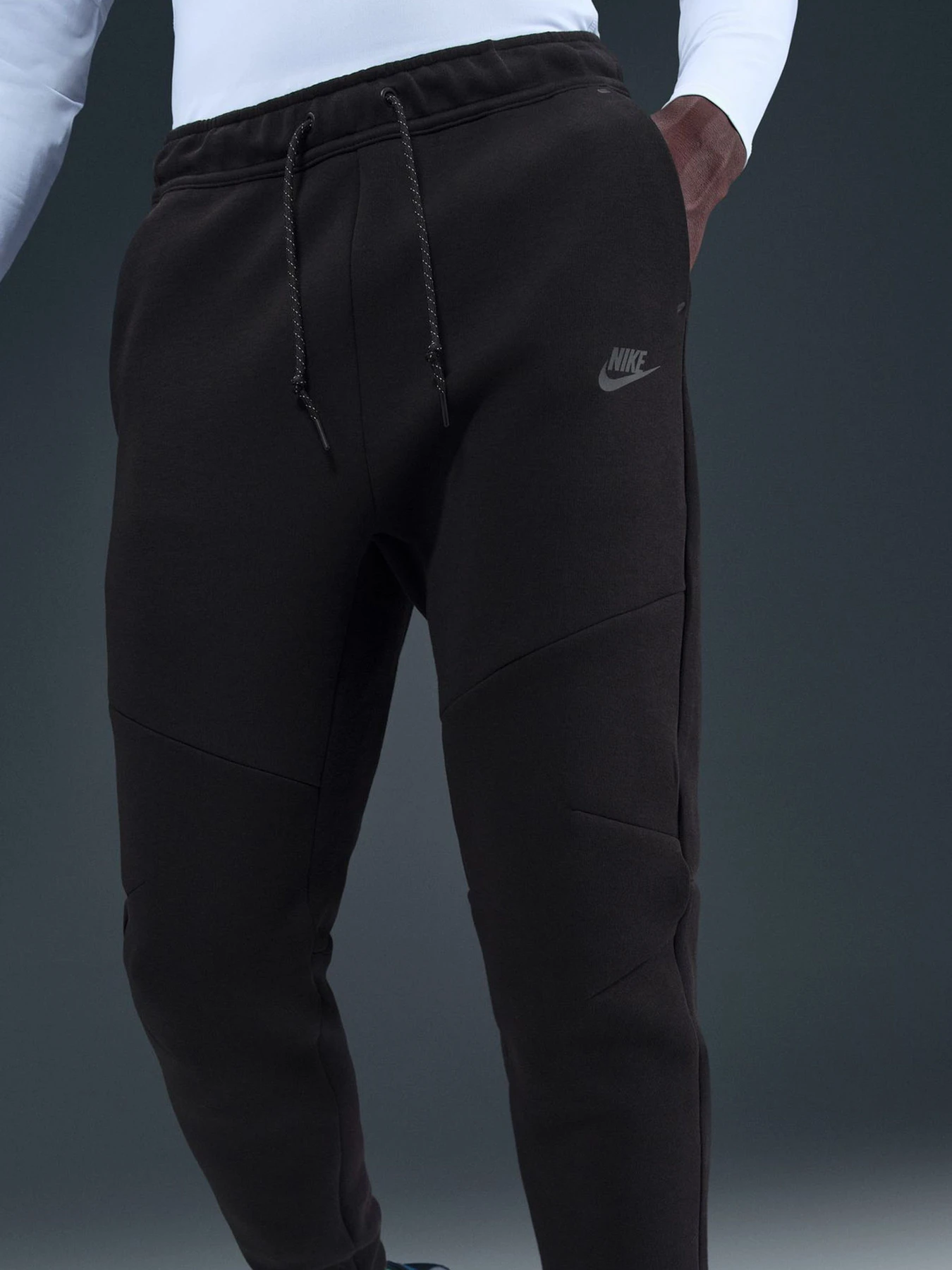 Брюки NIKE Nike Tech модель 102266765 Брюки NIKE Nike Tech модель 102266765 Фото