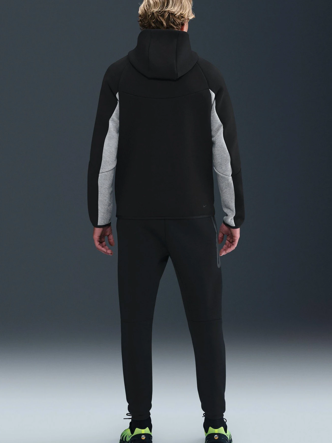 Брюки NIKE Nike Tech модель 102266768 Брюки NIKE Nike Tech модель 102266768 Фото