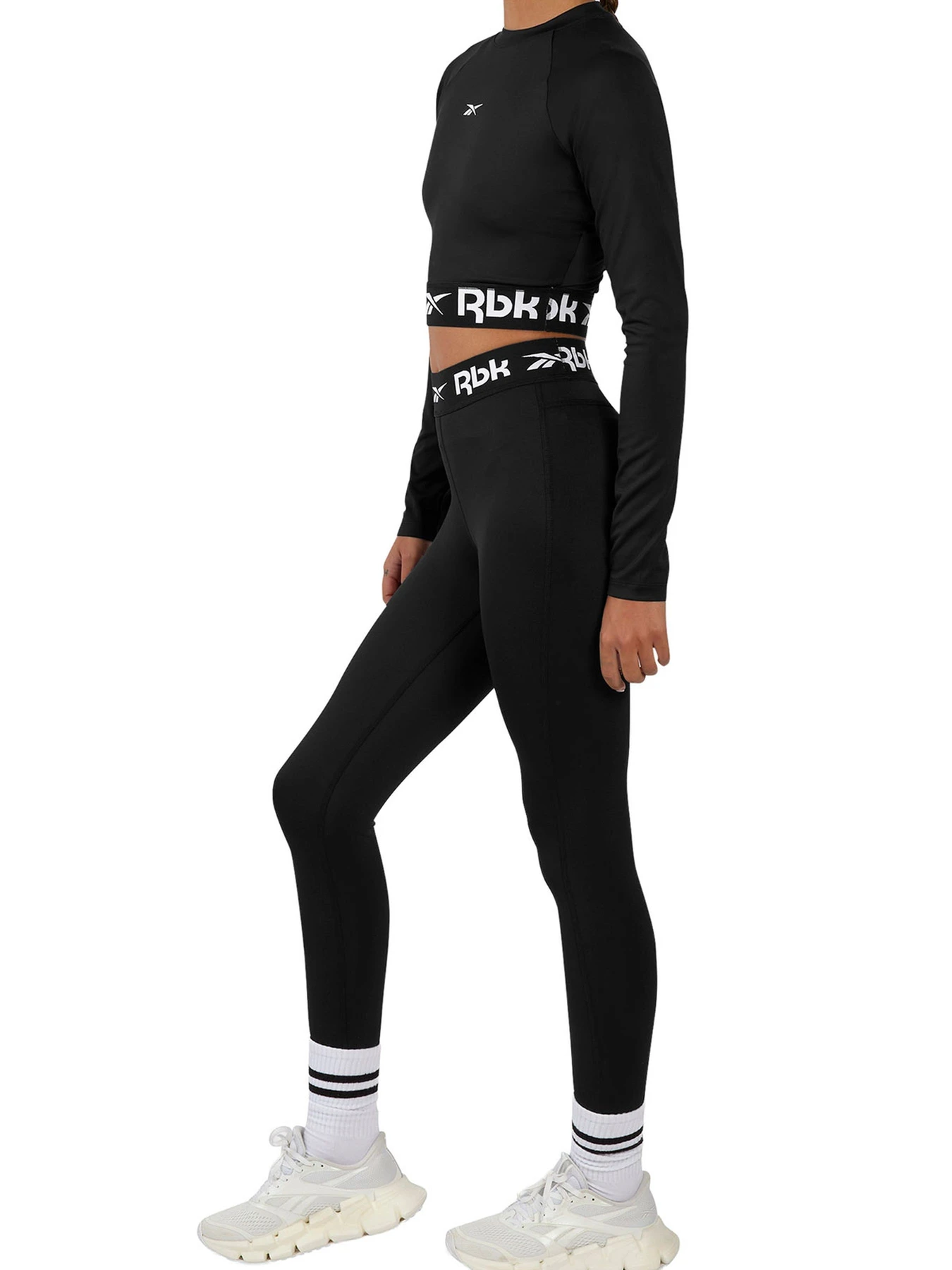 Брюки Reebok CORE FITNESS TRAINING RUC модель 102291719 Брюки Reebok CORE FITNESS TRAINING RUC модель 102291719 Фото