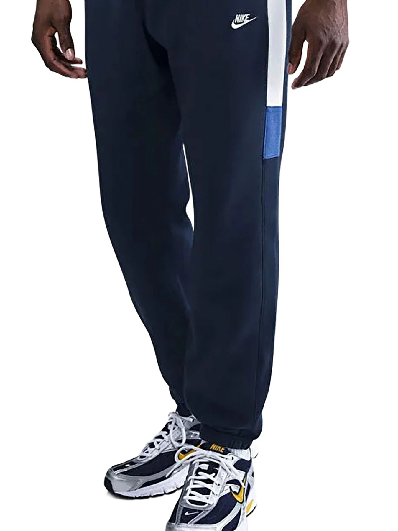 Костюмы NIKE M NK CLUB FLEECE HDED TRA модель 102675300 Костюмы NIKE M NK CLUB FLEECE HDED TRA модель 102675300 Фото