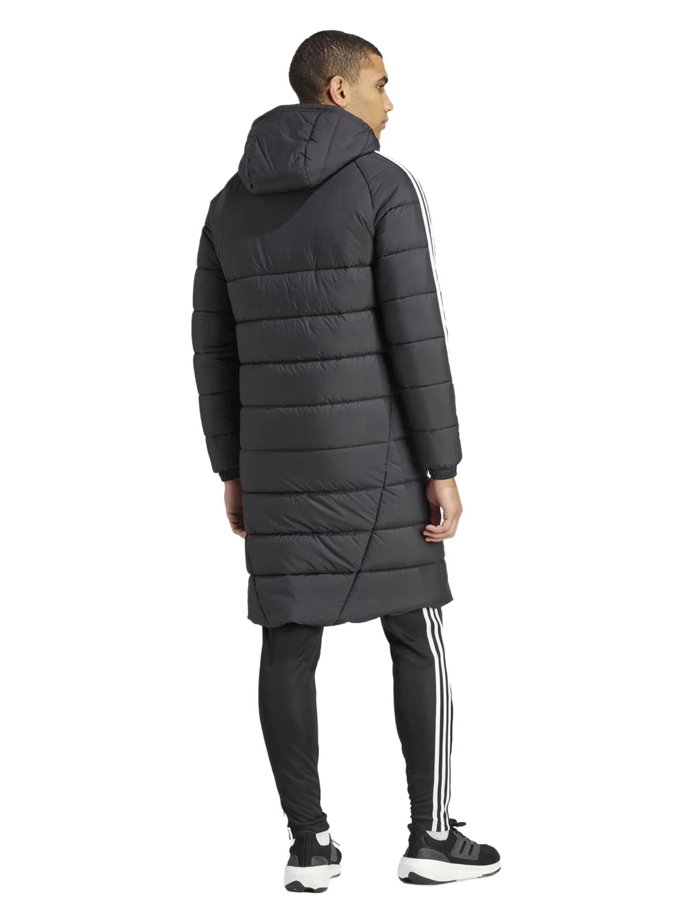 Куртки и дубленки Adidas TIRO24 L COAT модель 102650400 Куртки и дубленки Adidas TIRO24 L COAT модель 102650400 Фото