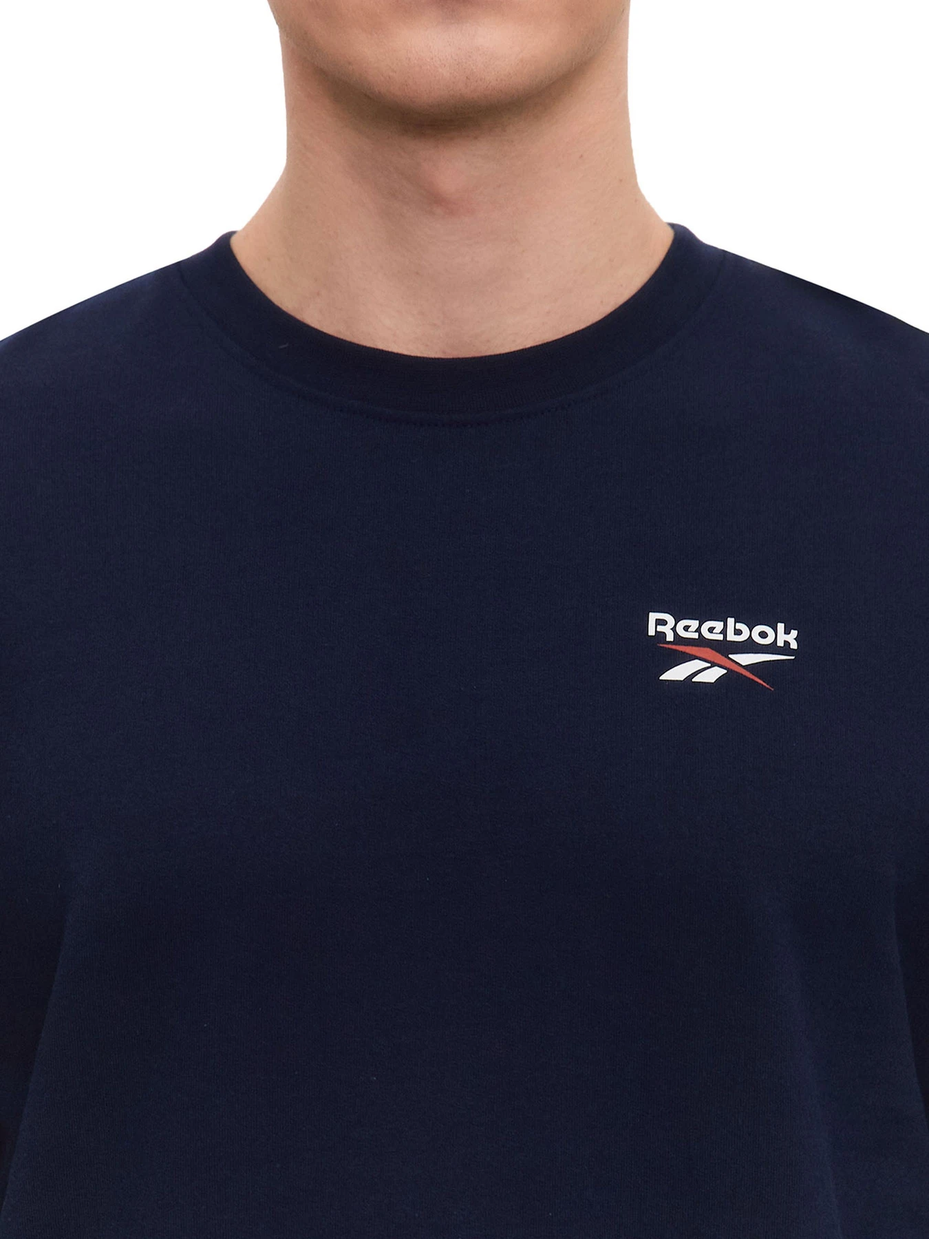 Худи и свитшоты Reebok ID SMALL LOGO CREW SWEATS модель 102348956 Худи и свитшоты Reebok ID SMALL LOGO CREW SWEATS модель 102348956 Фото