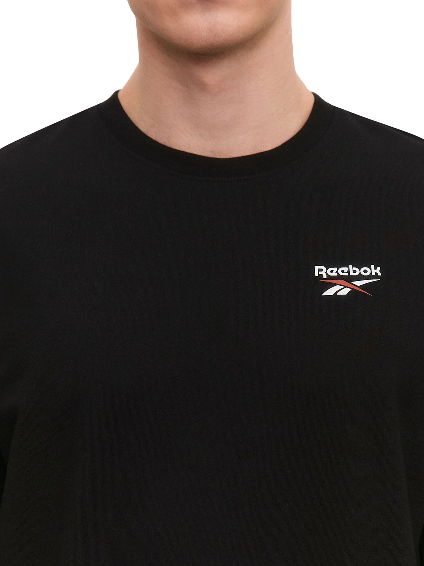 Худи и свитшоты Reebok ID SMALL LOGO CREW SWEATS модель 102348954 Худи и свитшоты Reebok ID SMALL LOGO CREW SWEATS модель 102348954 Фото