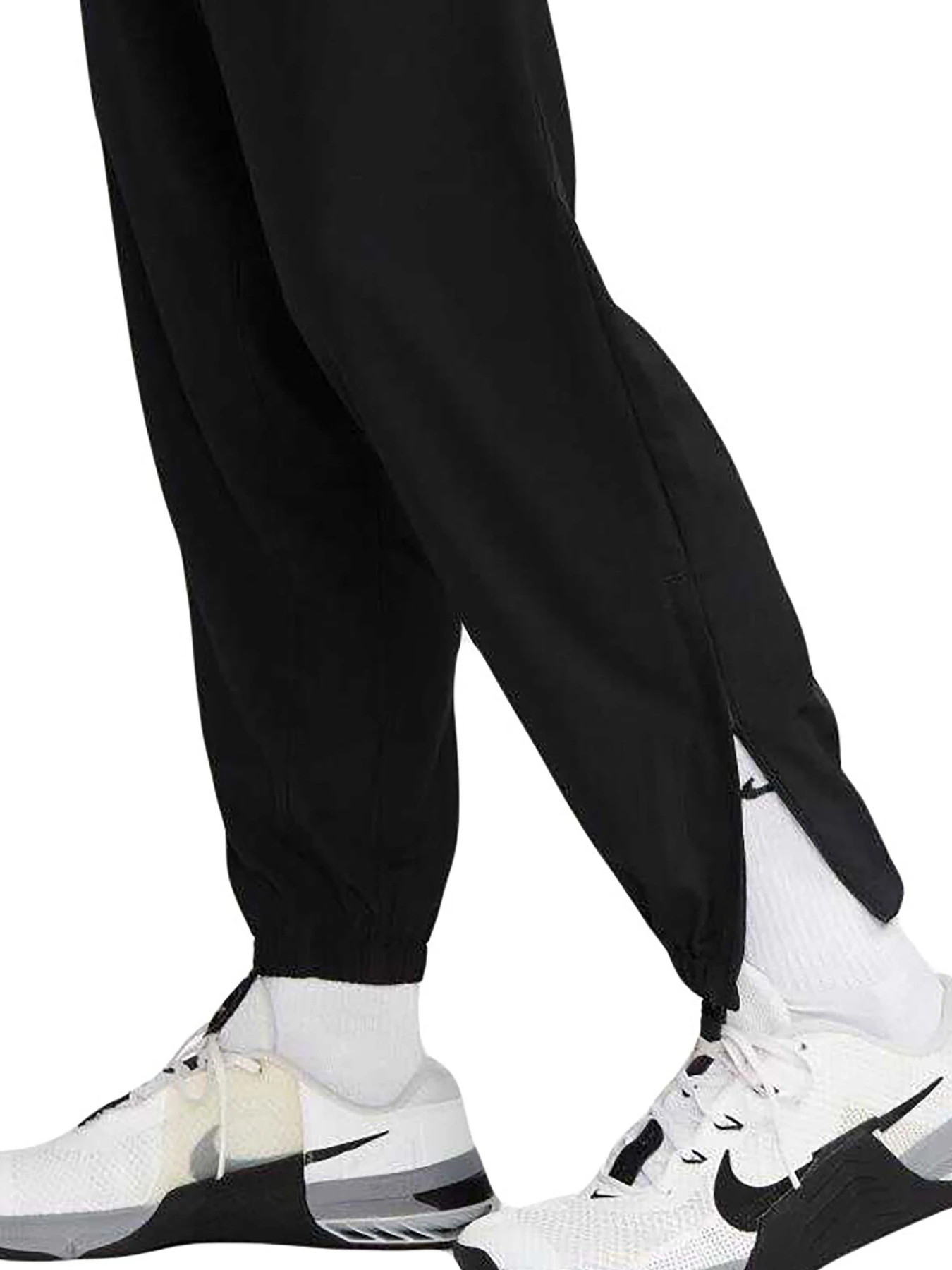 Брюки NIKE M NK DF FORM PANT TPR модель 101982512 Брюки NIKE M NK DF FORM PANT TPR модель 101982512 Фото