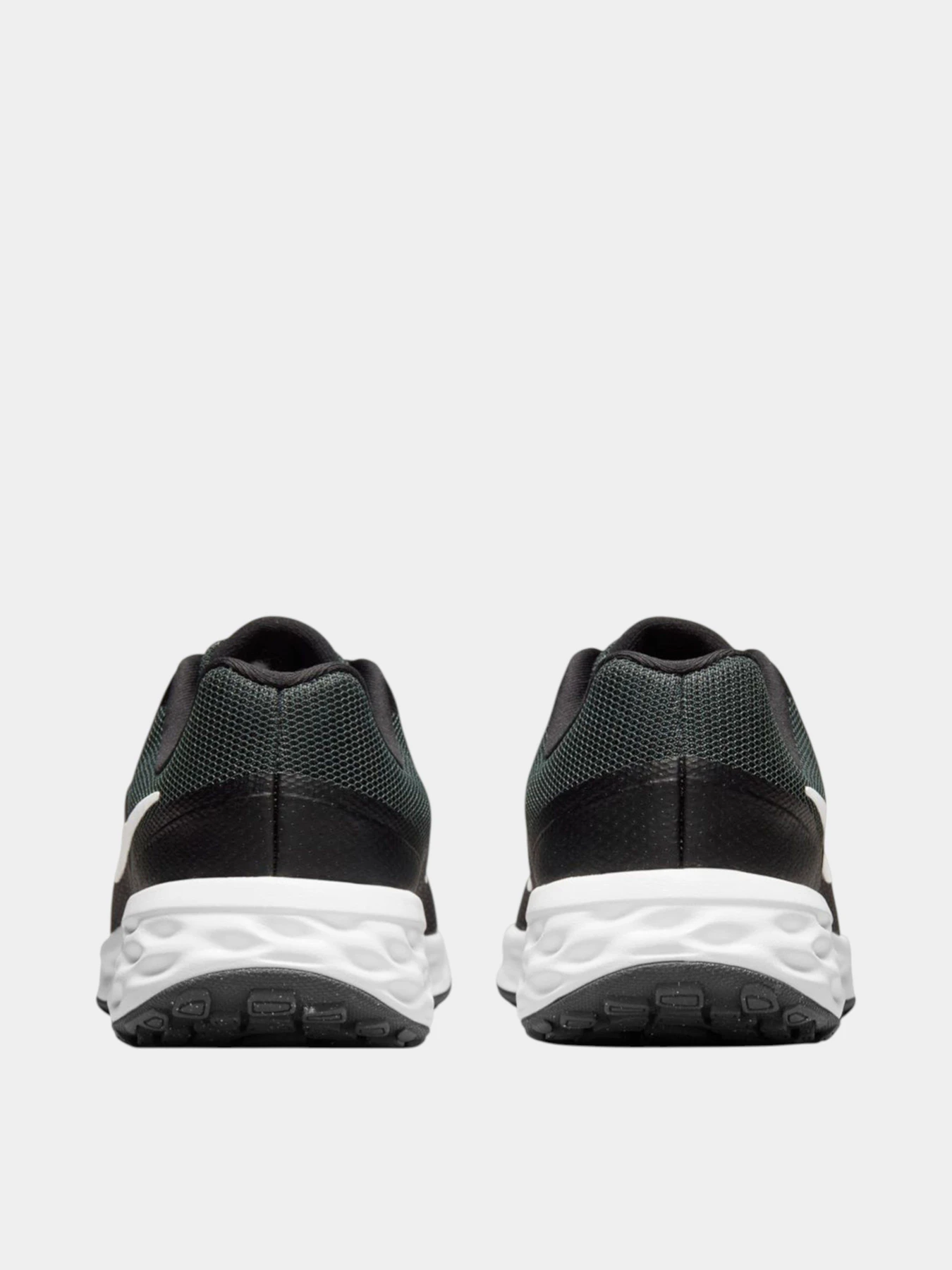 Кроссовки NIKE NIKE REVOLUTION 6 NN (GS) модель 101118306 Кроссовки NIKE NIKE REVOLUTION 6 NN (GS) модель 101118306 Фото