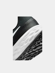 Кроссовки NIKE NIKE REVOLUTION 6 NN (GS) модель 101118306 Фото