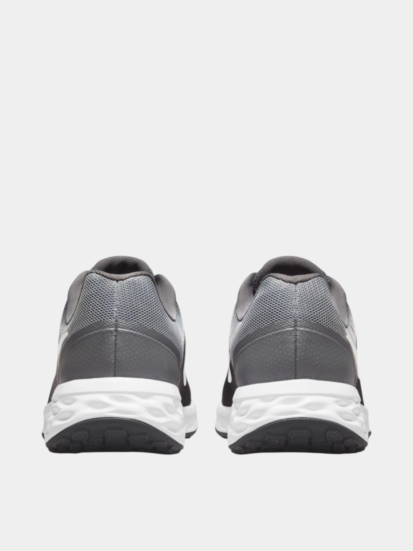 Кроссовки NIKE NIKE REVOLUTION 6 NN модель 101118323 Кроссовки NIKE NIKE REVOLUTION 6 NN модель 101118323 Фото
