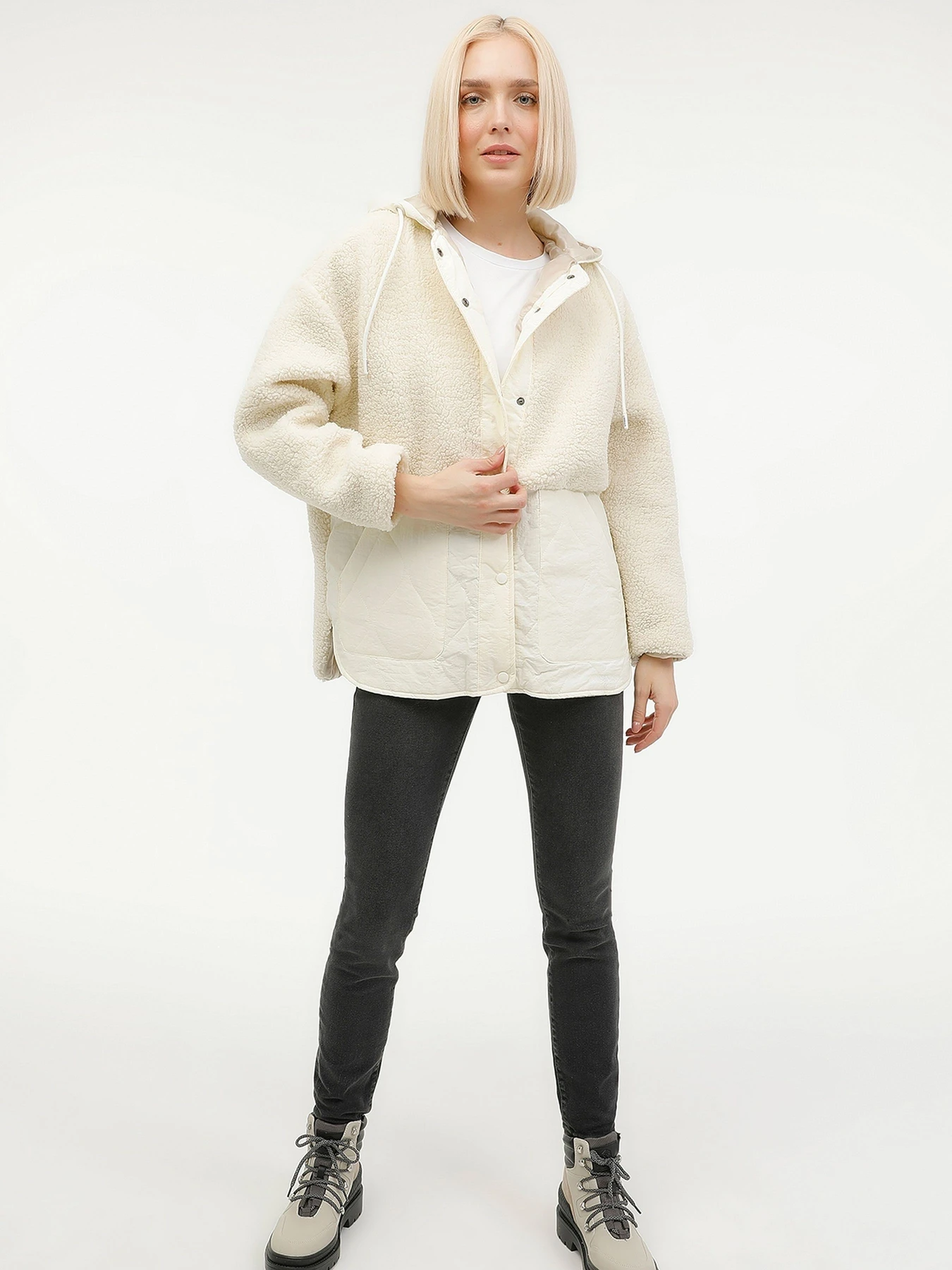 Куртки и дубленки Lumberjack W-CT2008 HANNAH TEDDY JAC модель 101167546 Куртки и дубленки Lumberjack W-CT2008 HANNAH TEDDY JAC модель 101167546 Фото