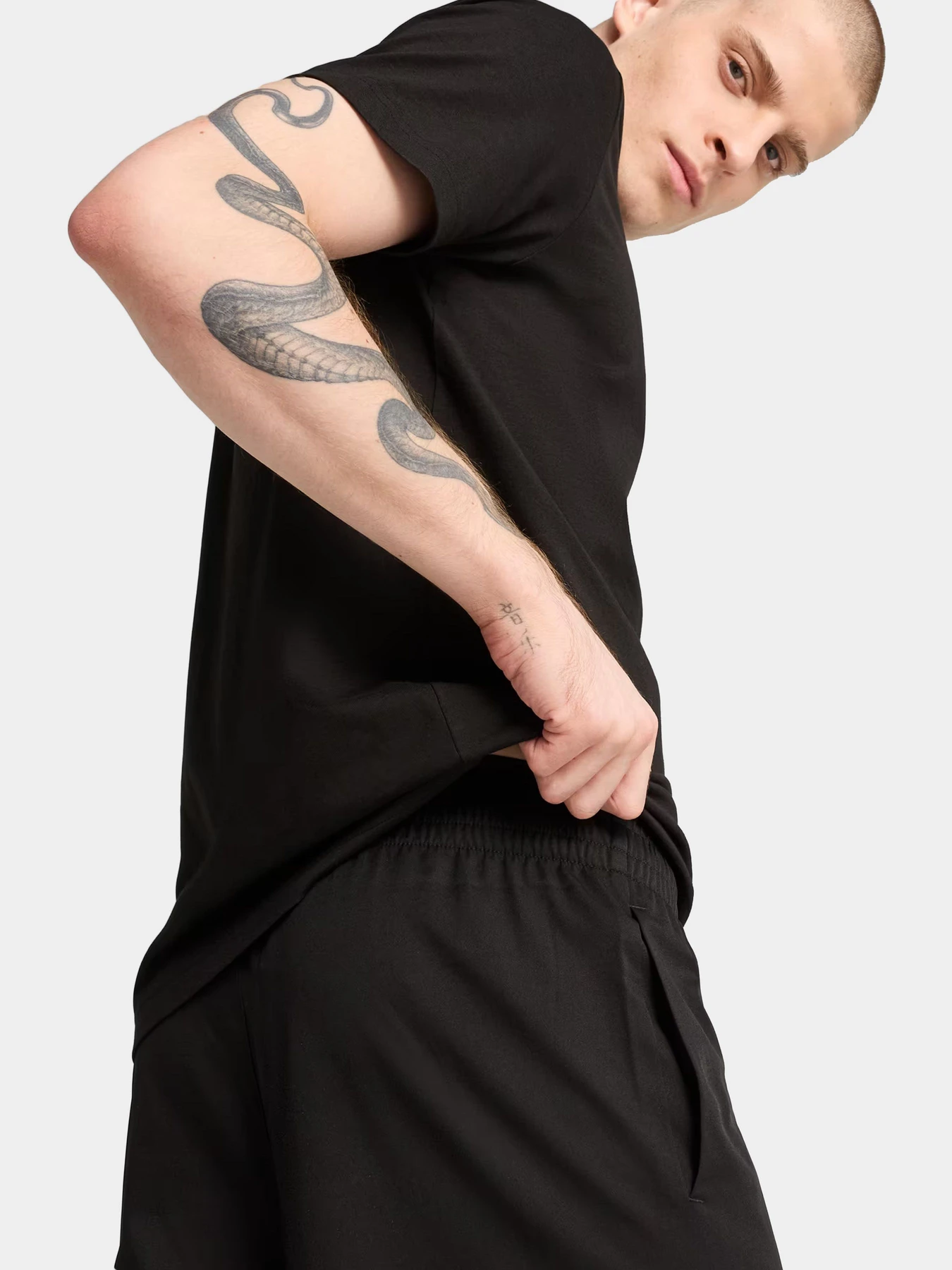 Шорты PUMA модель 68260201 Шорты PUMA модель 68260201 Фото