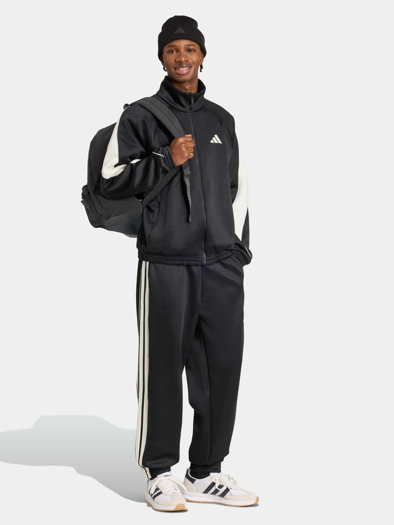 Худи и свитшоты Adidas модель JN1821 Худи и свитшоты Adidas модель JN1821 Фото