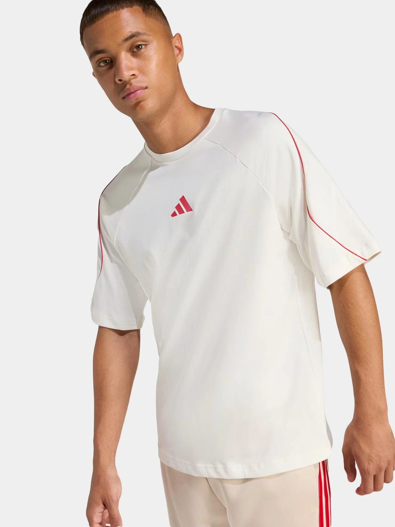 Футболки и поло Adidas модель KC0428 Футболки и поло Adidas модель KC0428 Фото